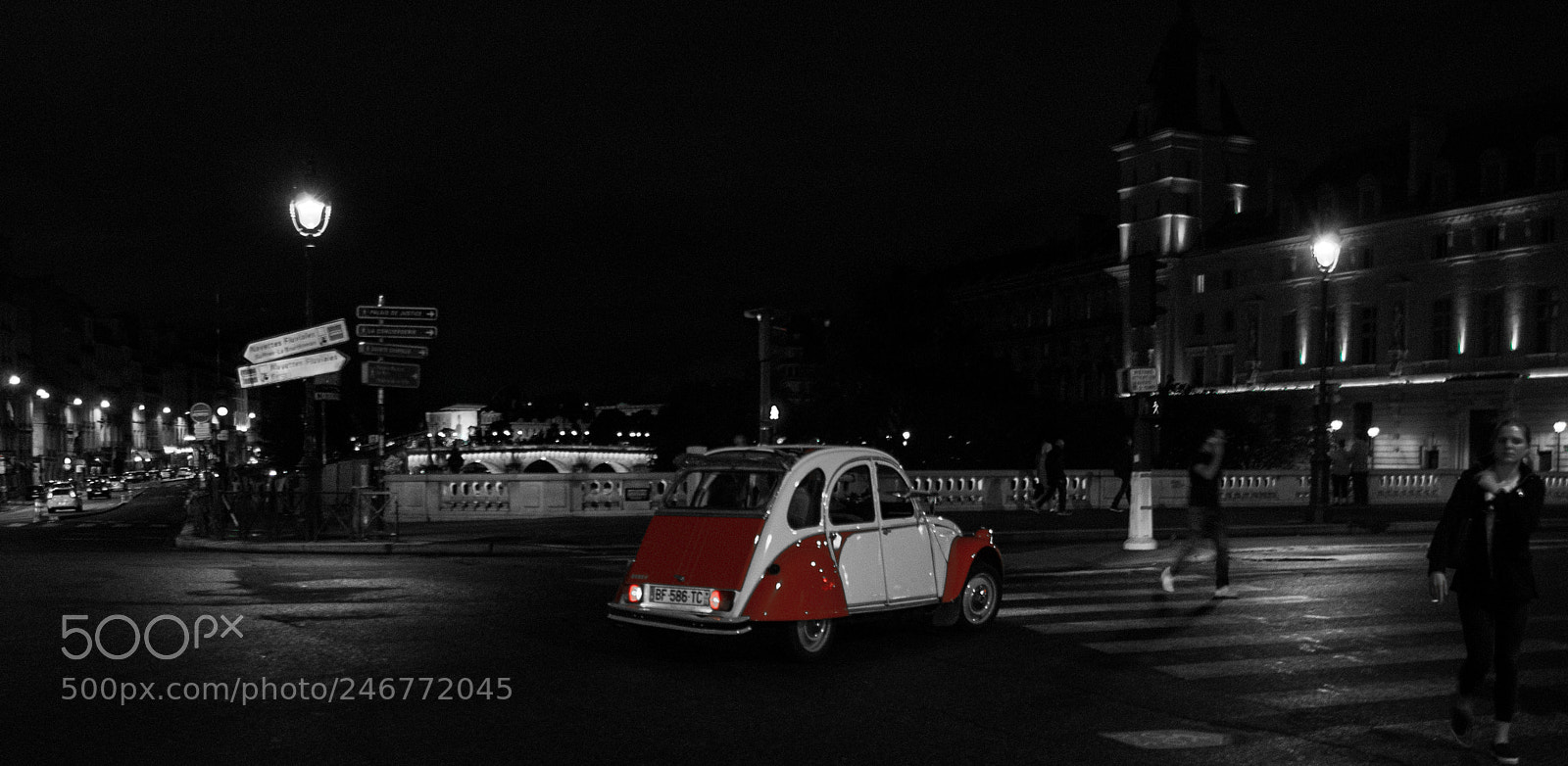 Sony Alpha DSLR-A300 sample photo. Midnight in paris photography