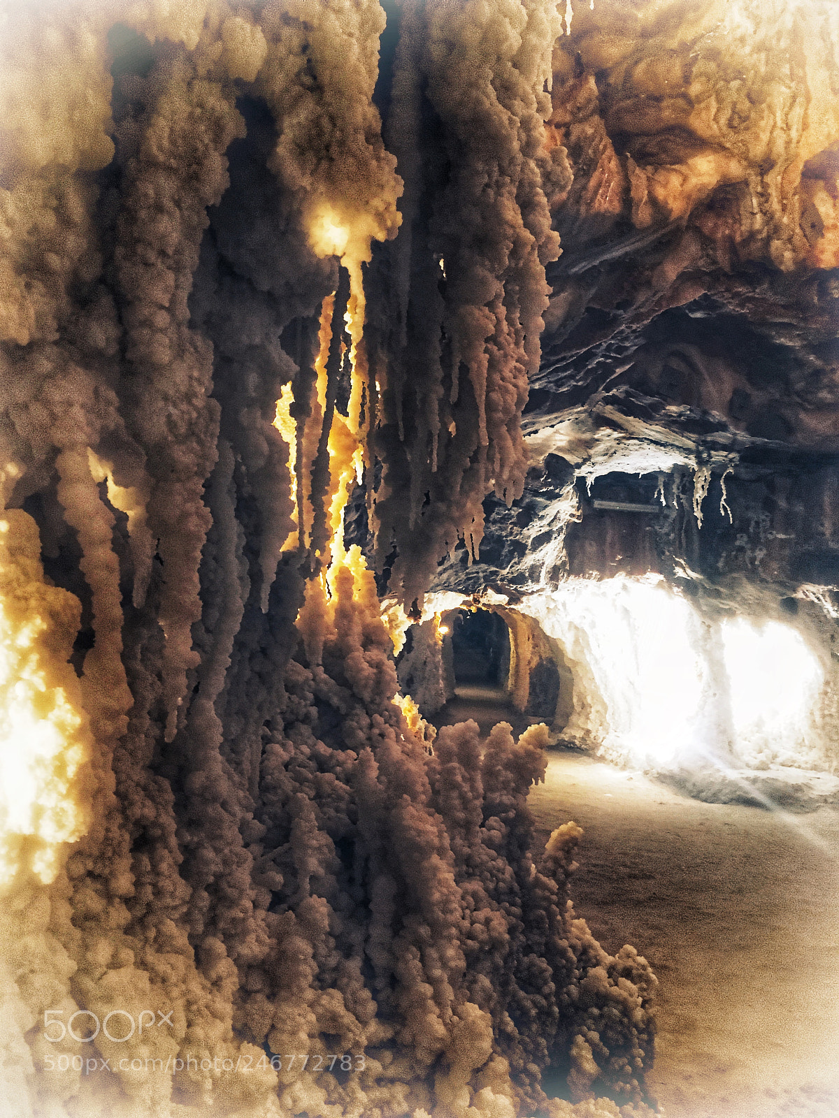 Apple iPhone SE sample photo. Salt cave photography