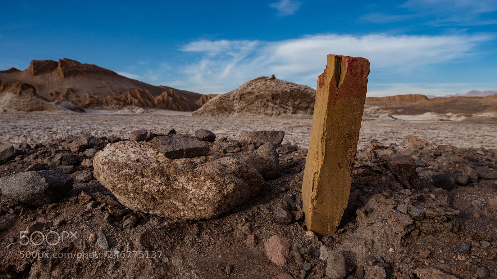 Olympus OM-D E-M1 Mark II sample photo. Marker (and a landscape) photography