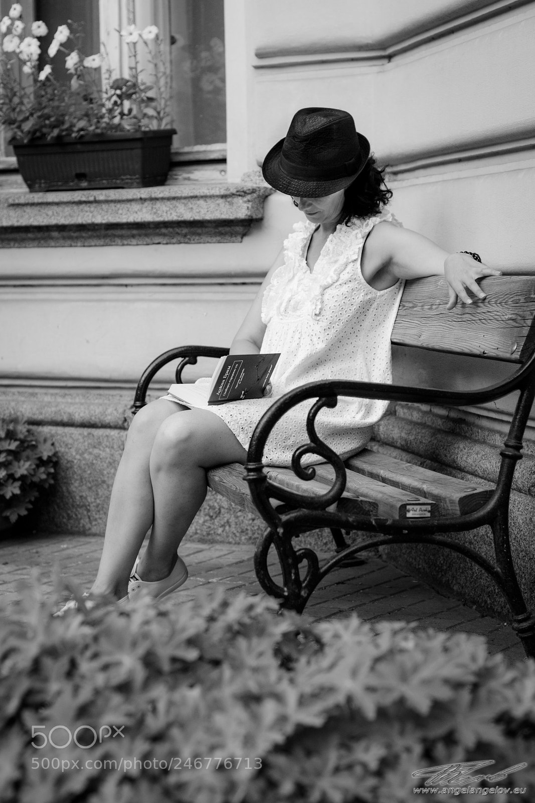 Nikon D7100 sample photo. The girl and the photography