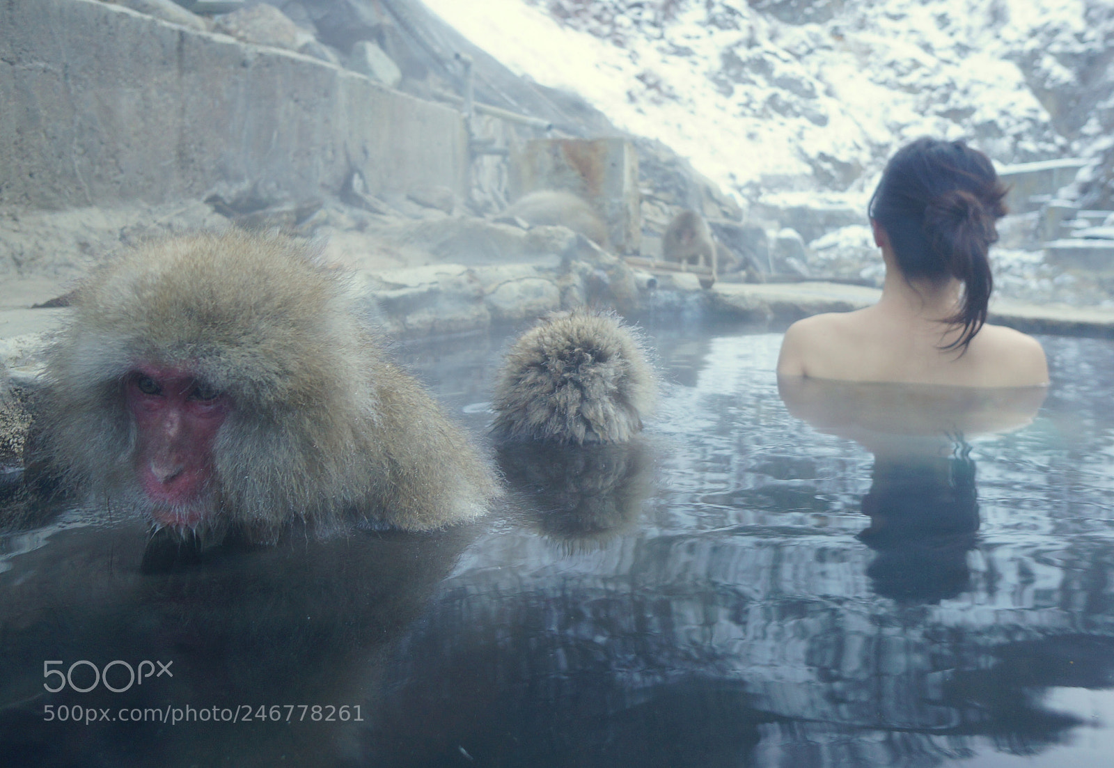 Sony Alpha NEX-5R sample photo. Take a hot spring photography