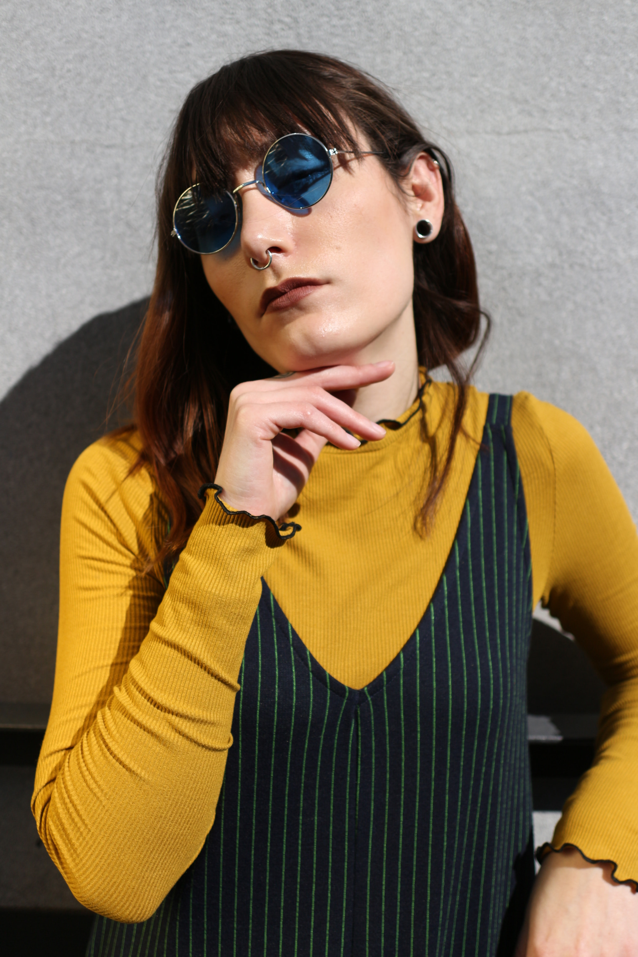 Canon EOS 700D (EOS Rebel T5i / EOS Kiss X7i) sample photo. Yellow sweater photography