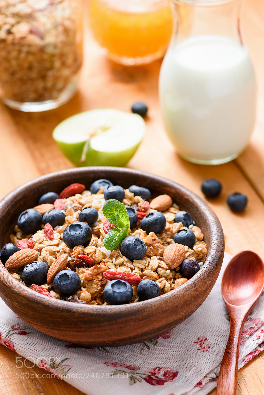 Nikon D810 sample photo. Homemade granola with berries photography