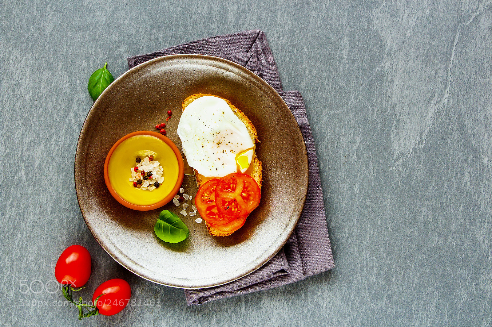 Canon EOS 700D (EOS Rebel T5i / EOS Kiss X7i) sample photo. Bruschetta with poached egg photography