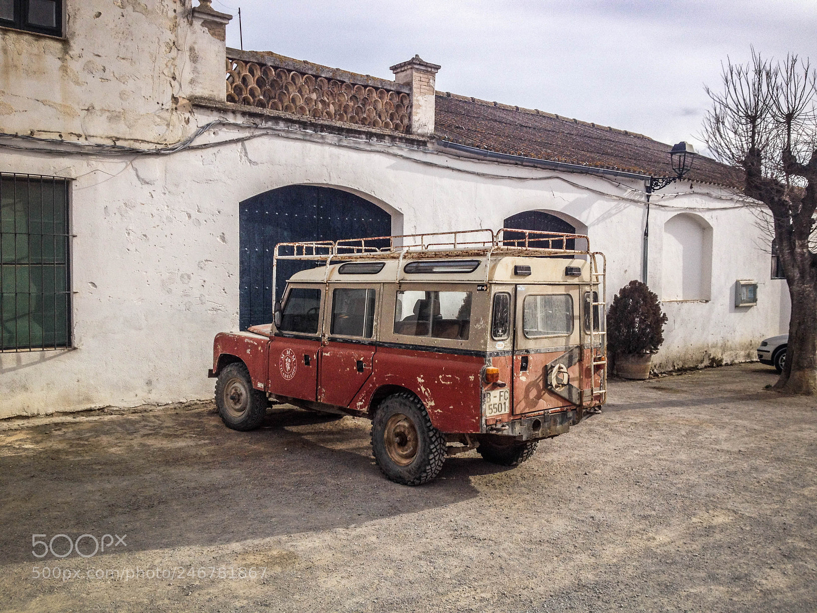 Apple iPhone 4S sample photo. Land rover photography