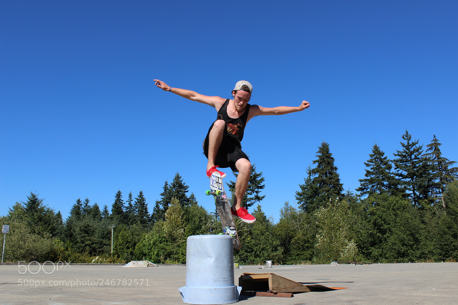 Canon EOS 600D (Rebel EOS T3i / EOS Kiss X5) sample photo. Heavenisahalfpipe7 photography