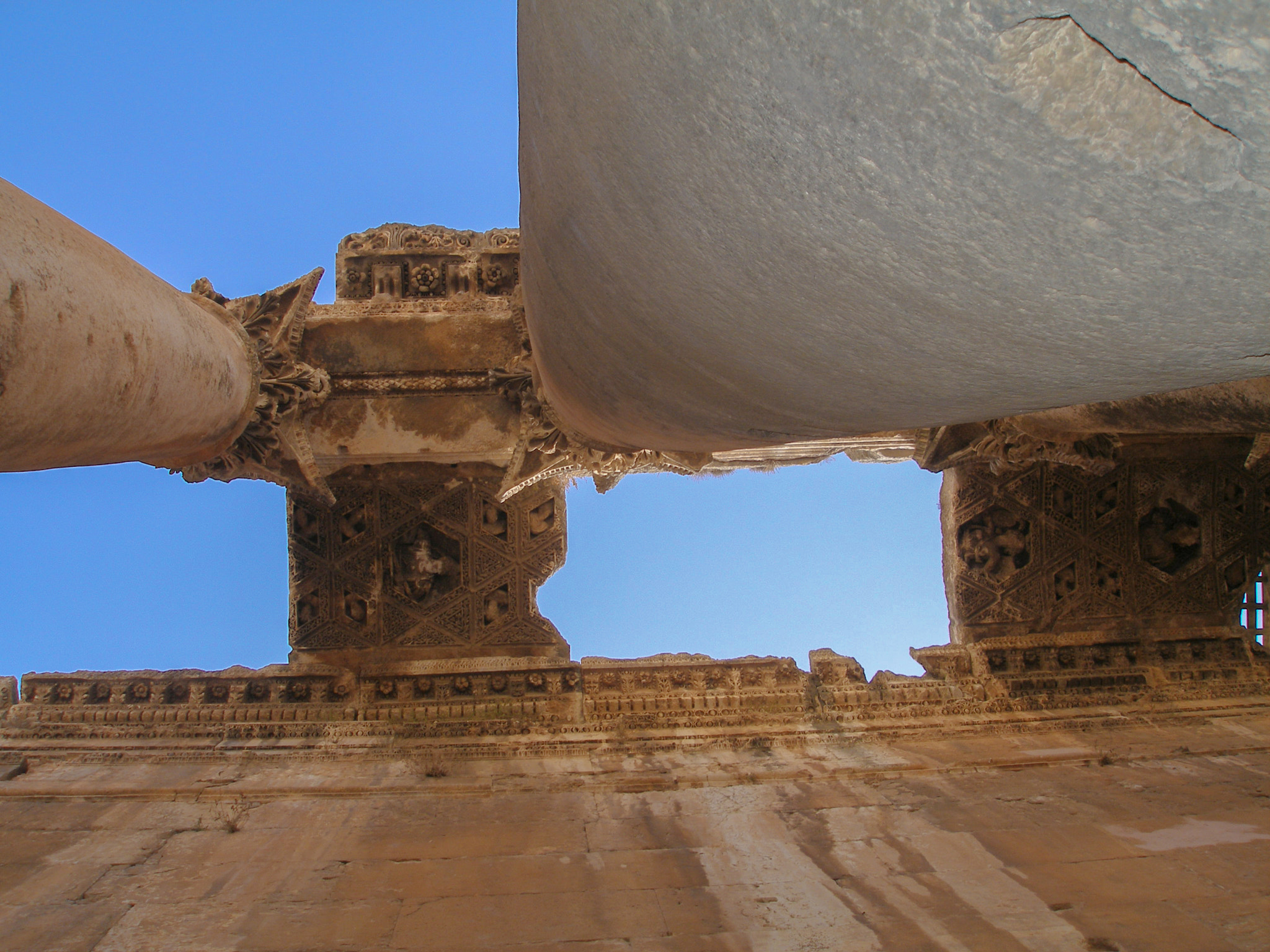 Olympus SP320 sample photo. Lebanon - baalbek photography