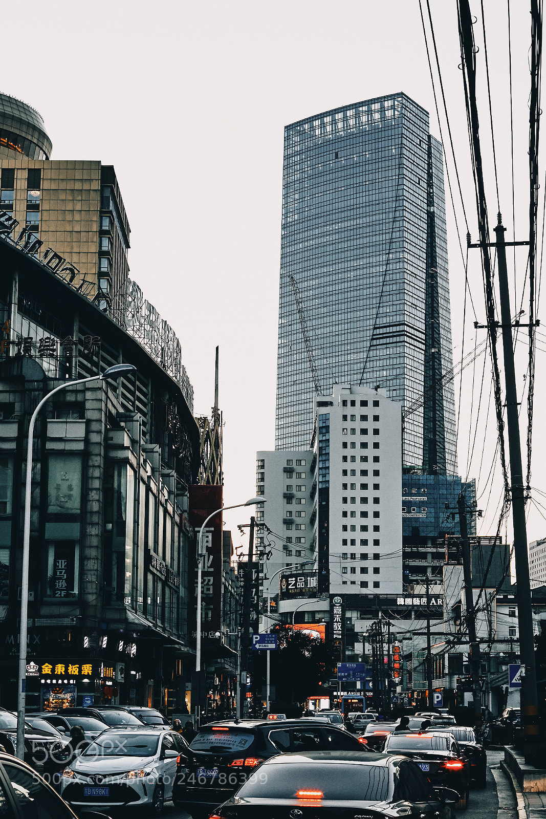 Canon EOS 5DS sample photo. Crowded photography