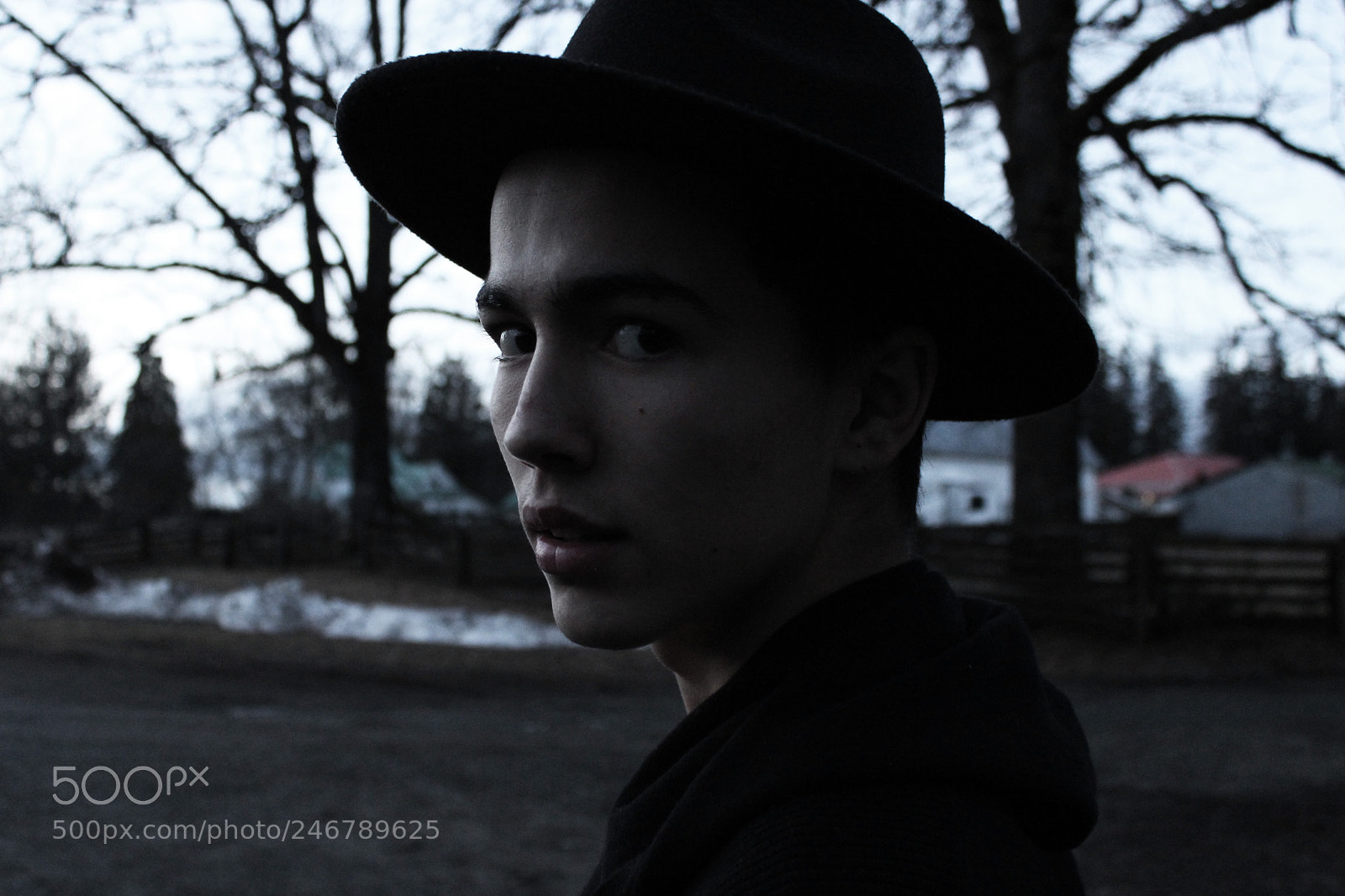 Canon EOS 600D (Rebel EOS T3i / EOS Kiss X5) sample photo. Abdell1 photography