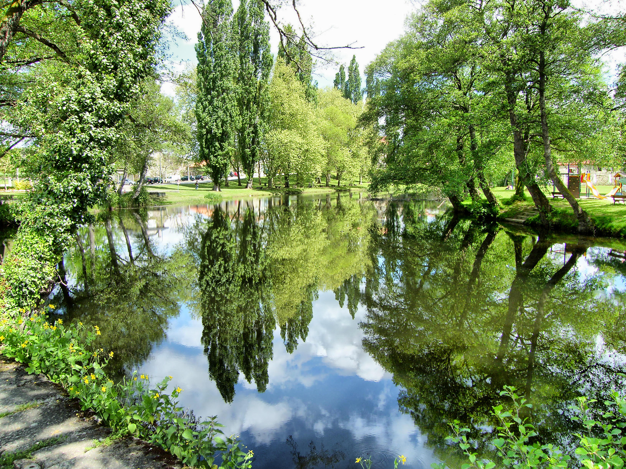 Samsung Pro 815 sample photo. Rio arnoia en allariz (ourense) photography
