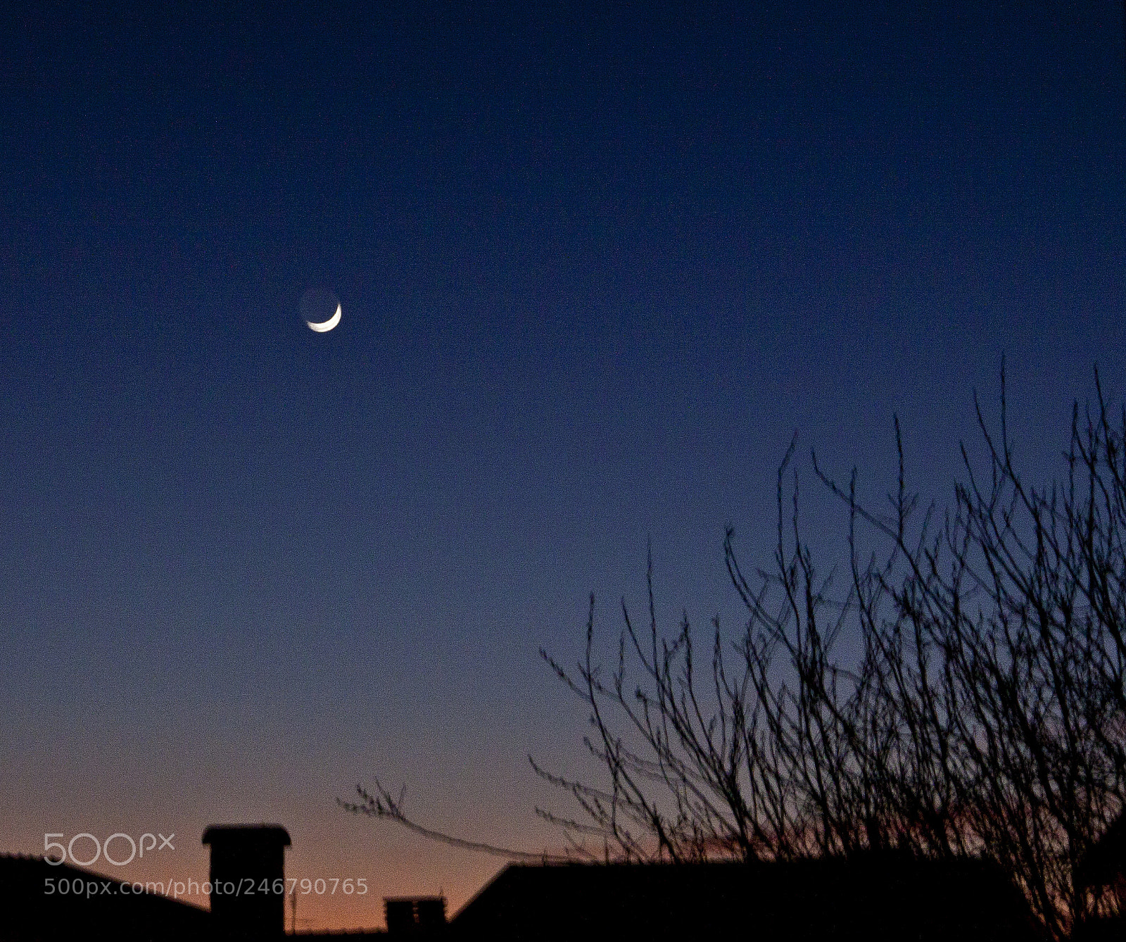 Canon EOS 50D sample photo. Lying down moon-standing sailor photography