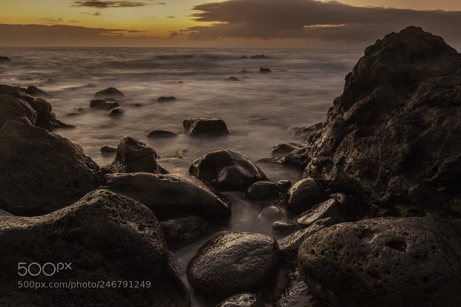 Canon EOS 7D Mark II sample photo. Glowing rocks photography