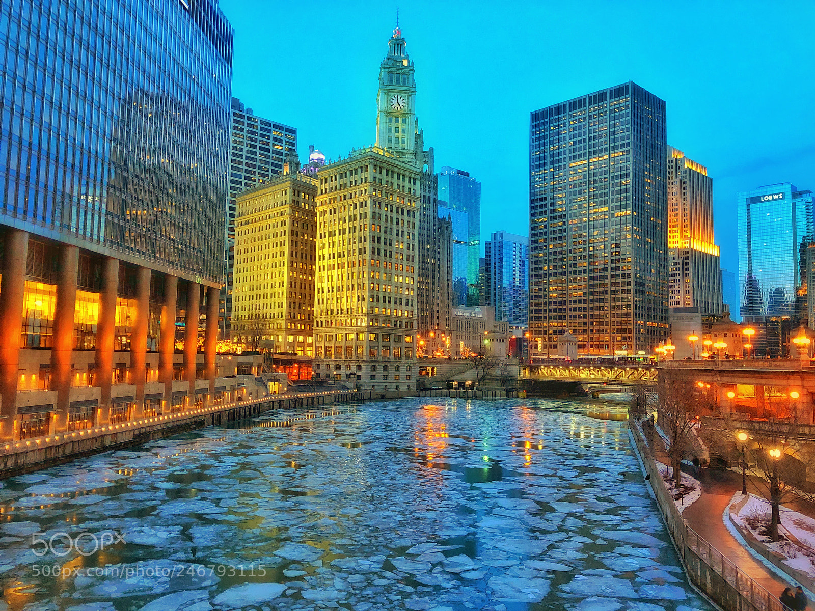 Apple iPhone X sample photo. Twilight on the chicago photography