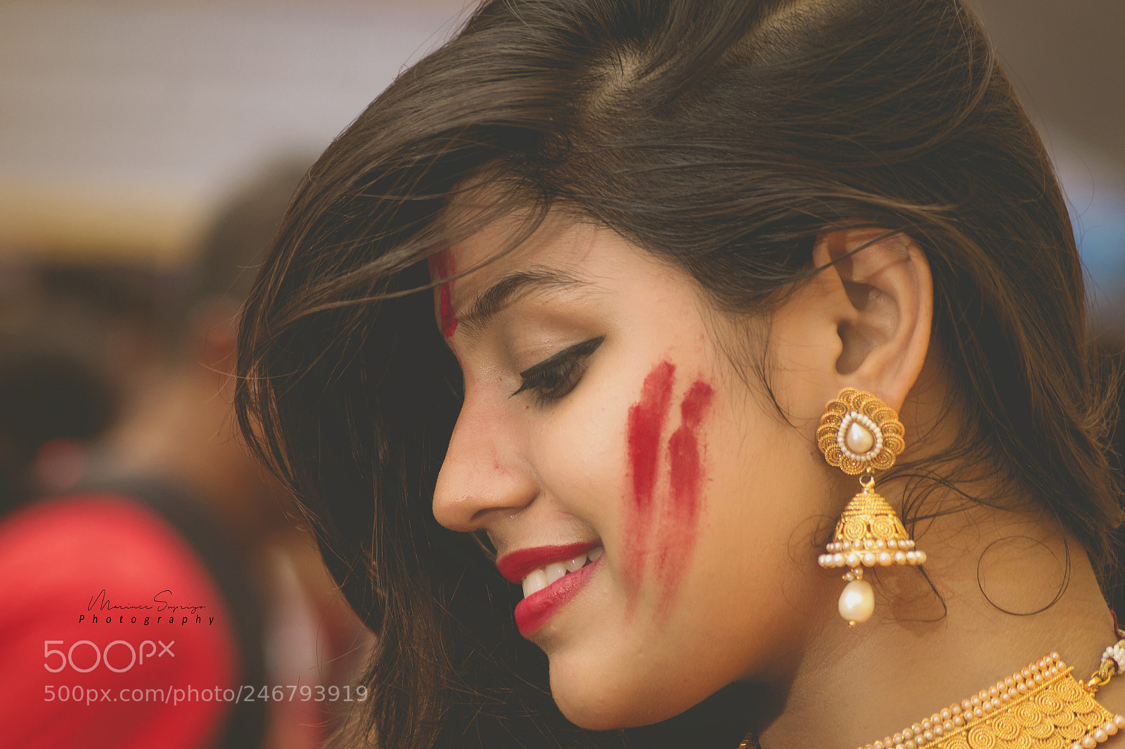Sony SLT-A58 sample photo. Candid photography
