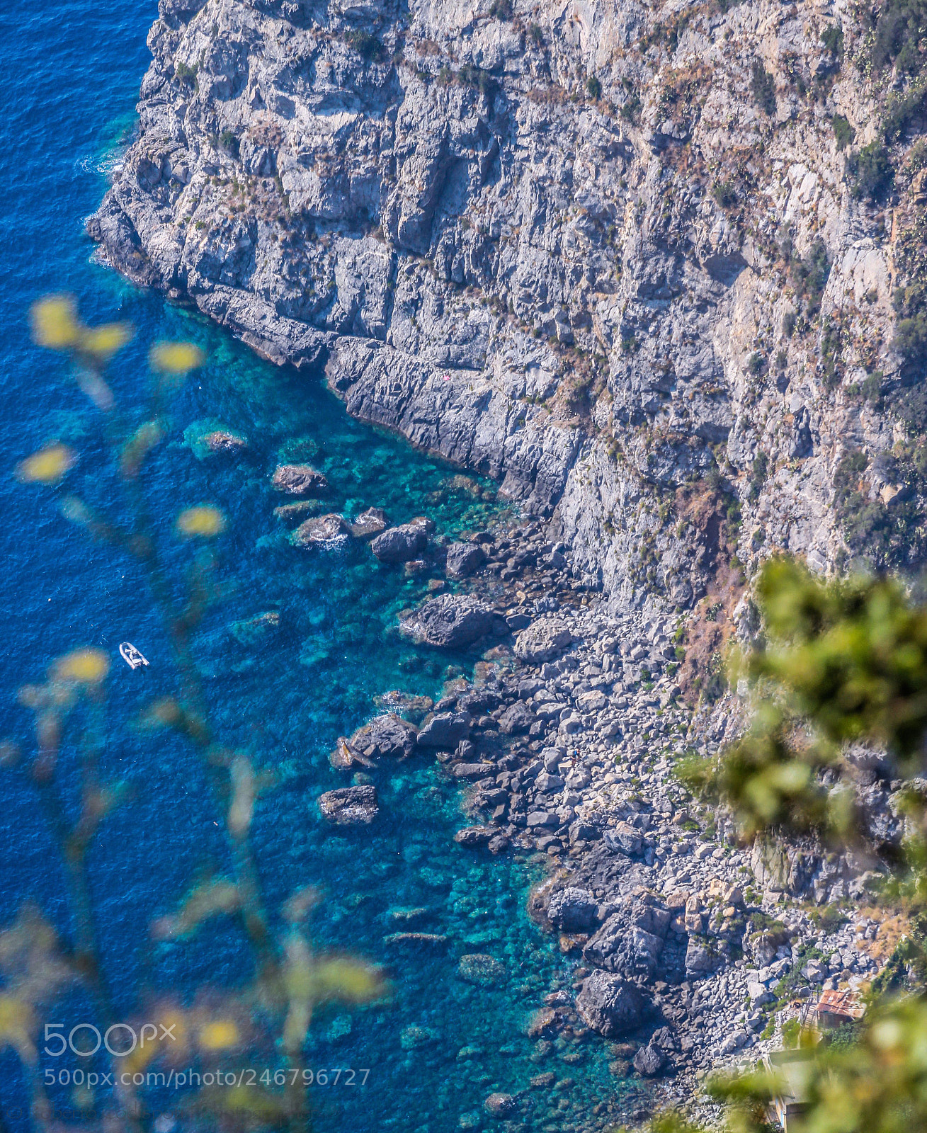 Canon EOS 600D (Rebel EOS T3i / EOS Kiss X5) sample photo. Scogliera photography