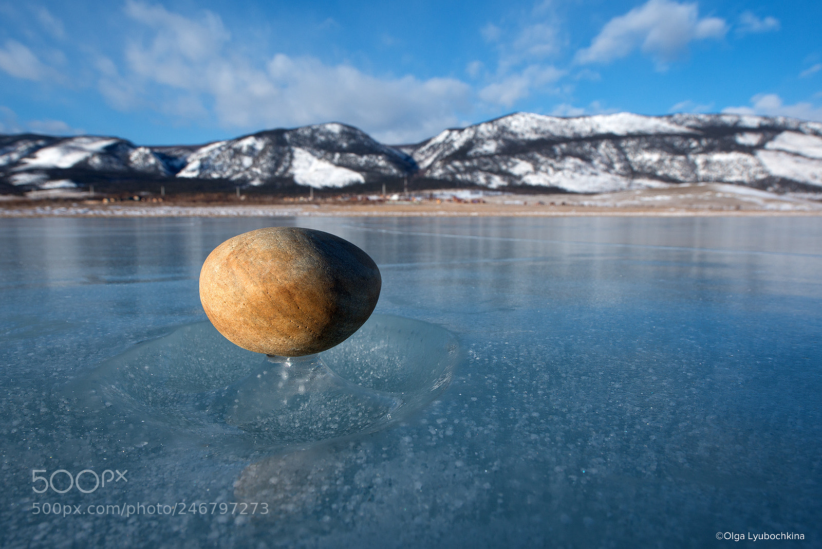 Nikon D800 sample photo. Hovering soaring stone or photography