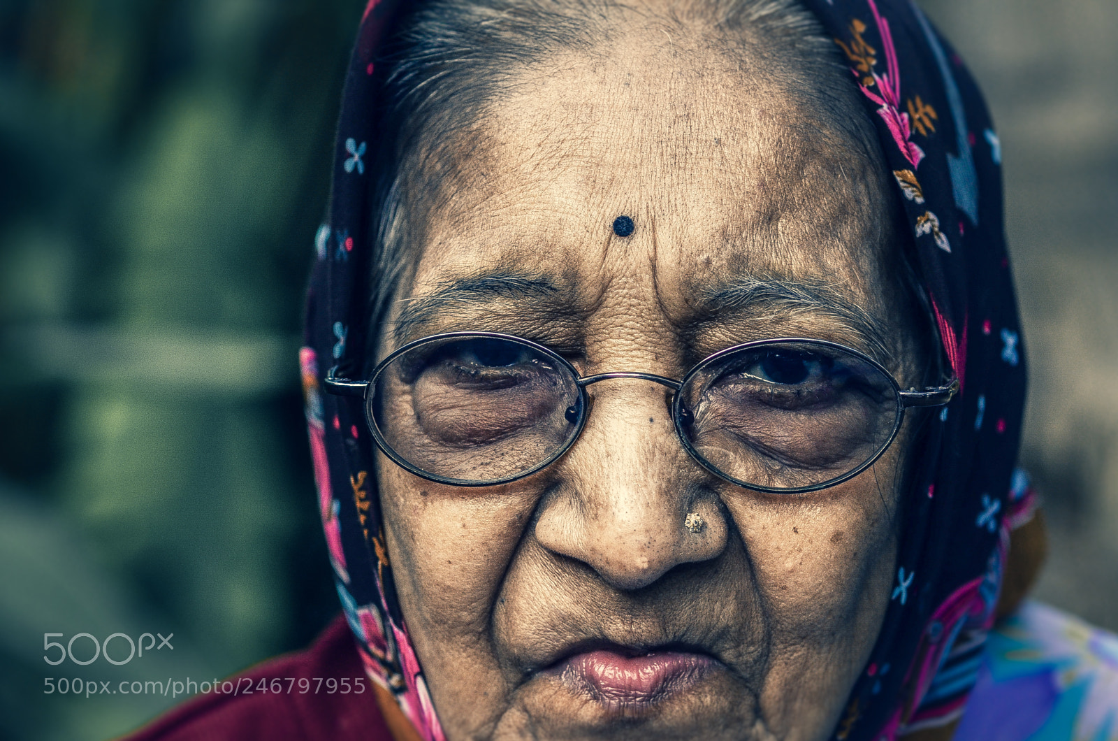 Nikon D5100 sample photo. Old lady photography