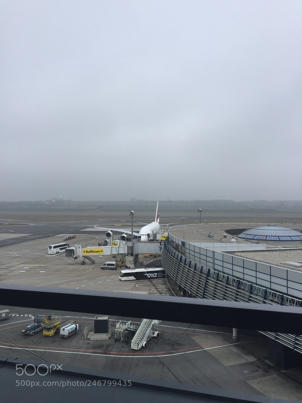 Apple iPhone 6 sample photo. Vienna intl’ airport photography