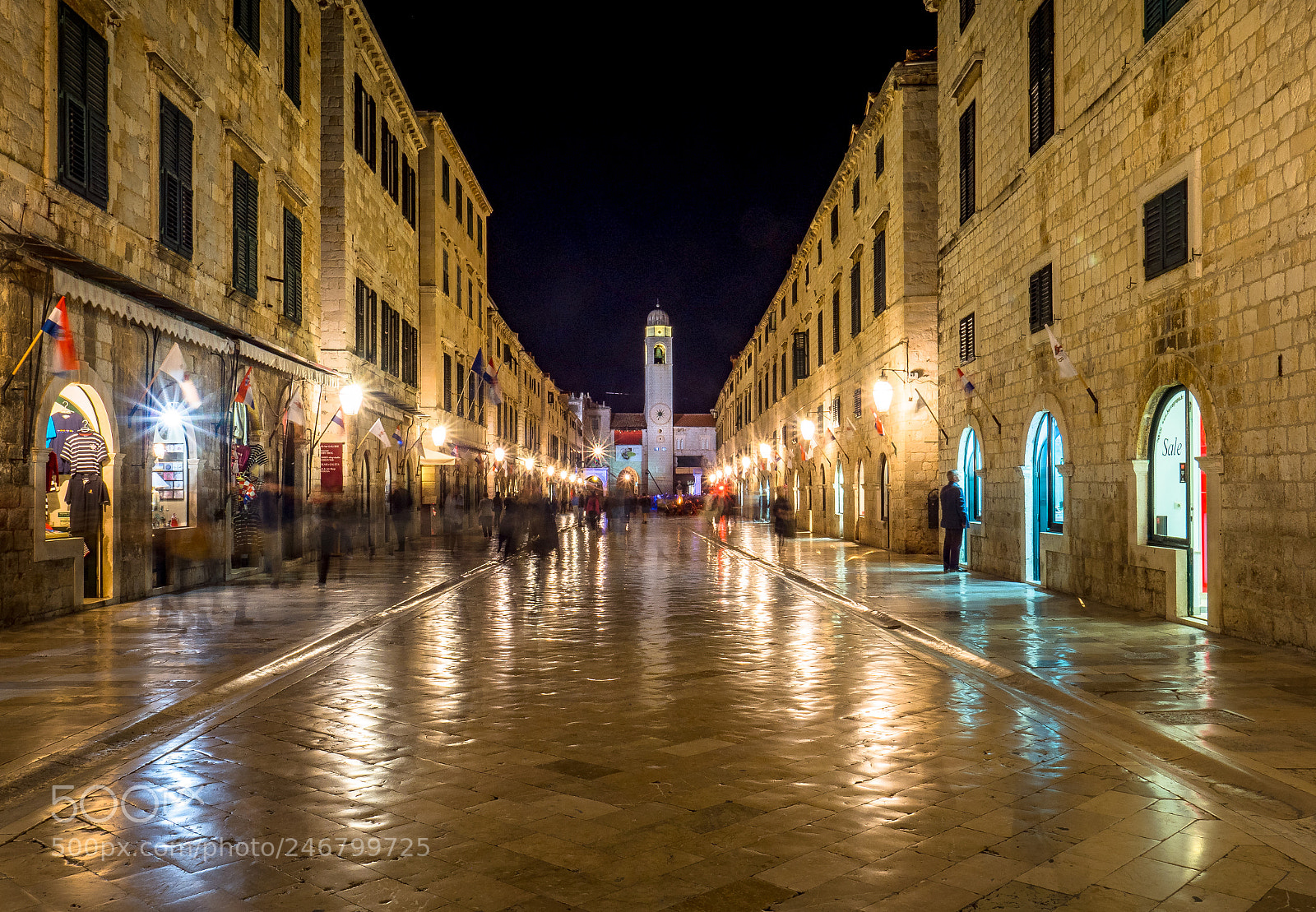 Olympus OM-D E-M1 Mark II sample photo. Stradun at night photography