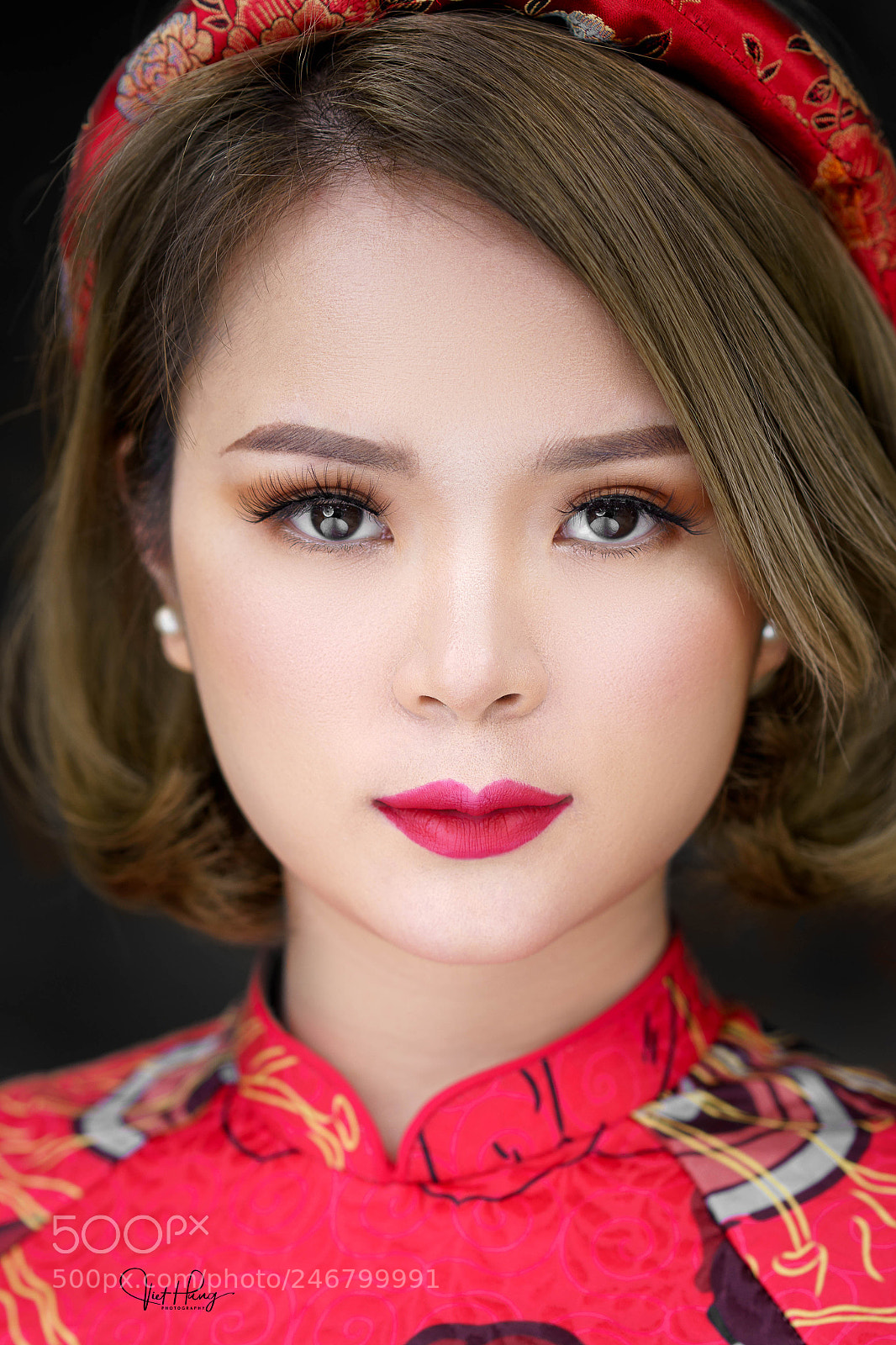 Sony a7R III sample photo. Beauty headshot for lunar photography