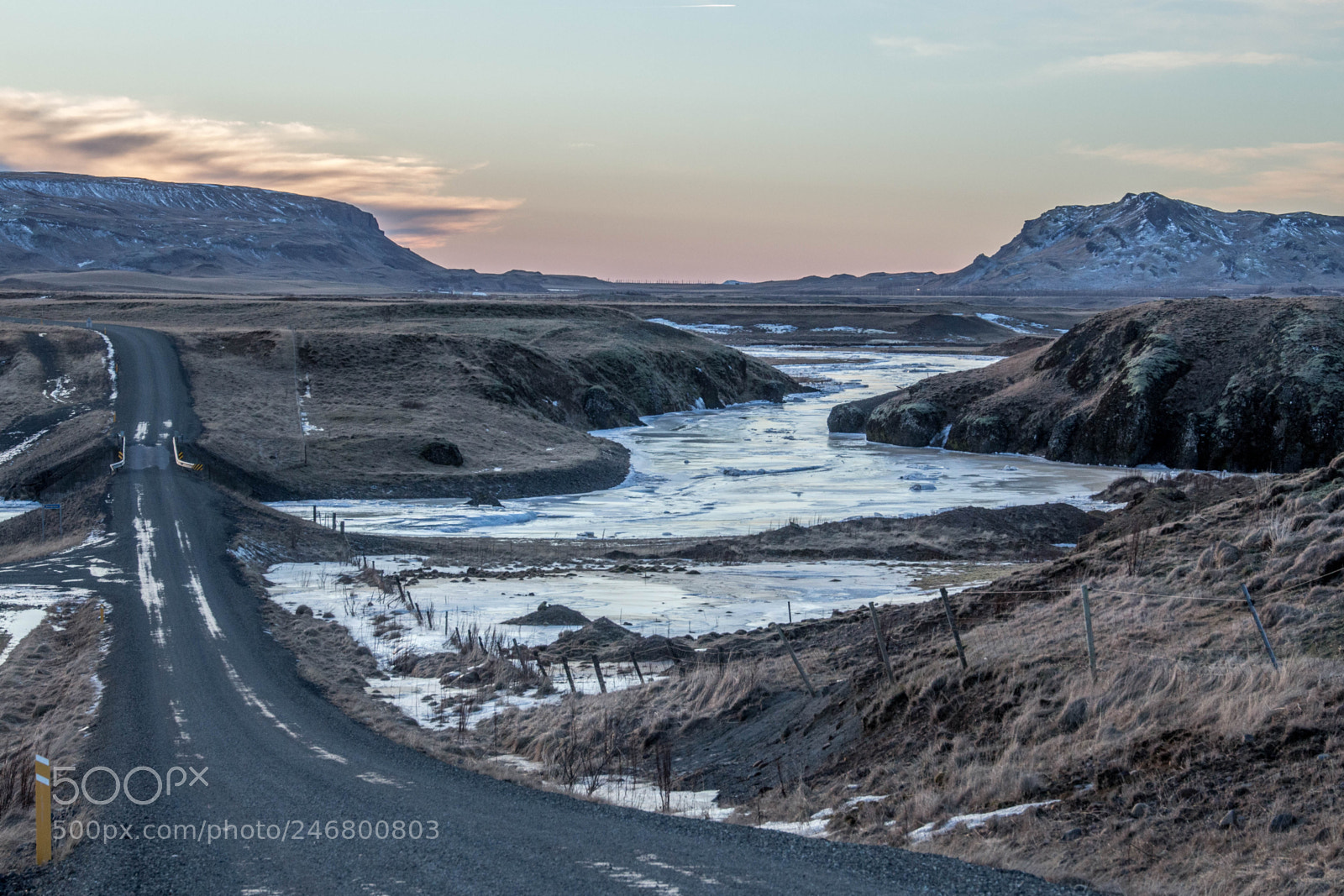 Canon EOS 700D (EOS Rebel T5i / EOS Kiss X7i) sample photo. Icy river at sunset photography