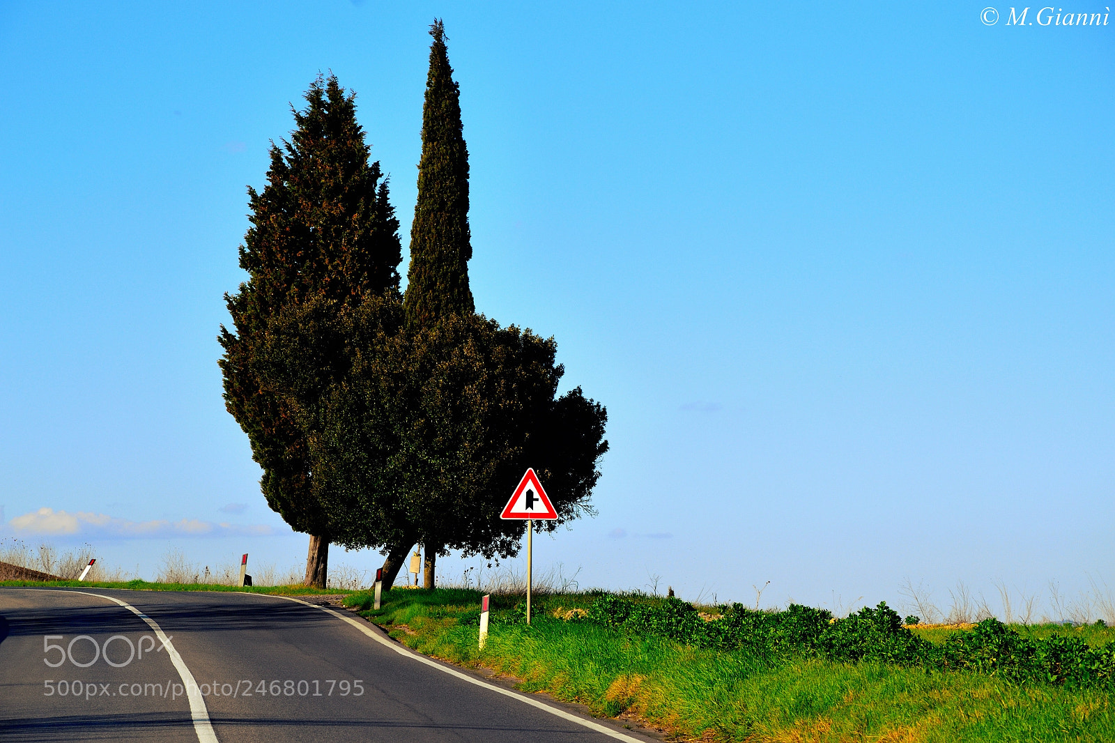 Nikon D3100 sample photo. Verso siena - cassia photography