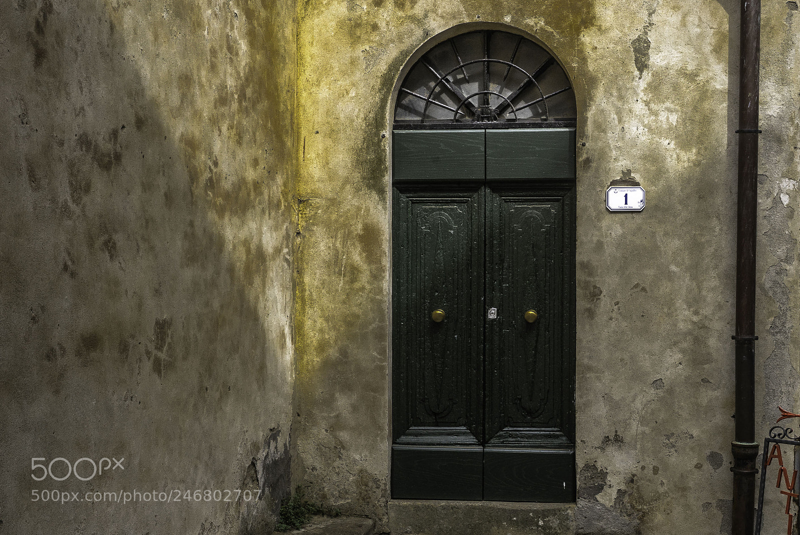Sony a7 II sample photo. Capalbio porta photography