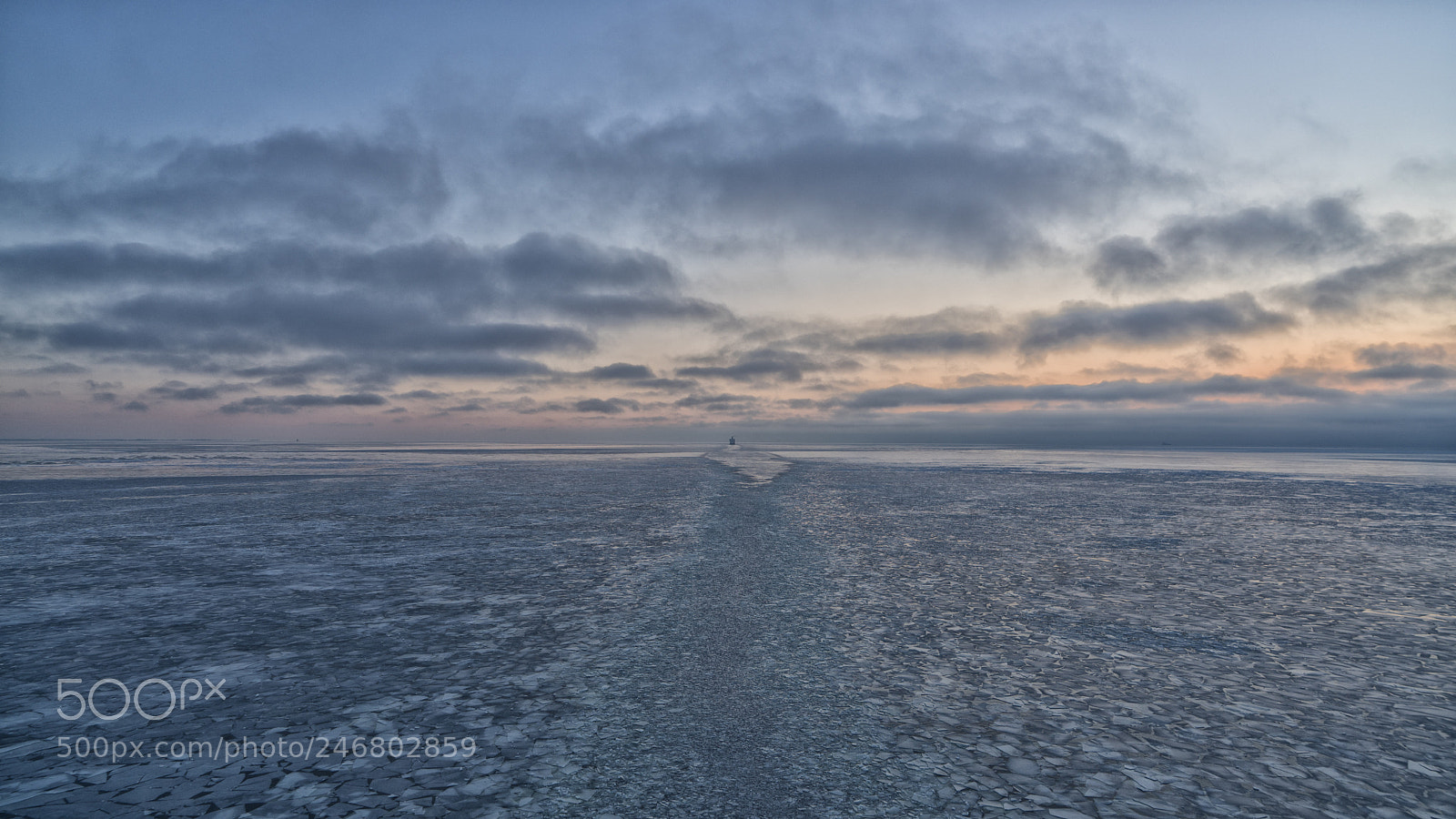 Sony a7R II sample photo. Vanishing to freezingpoint photography