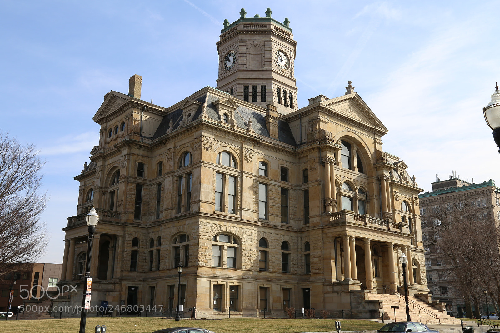 Canon EOS 6D + Canon EF 24-105mm F4L IS USM sample photo. Old courthouse photography