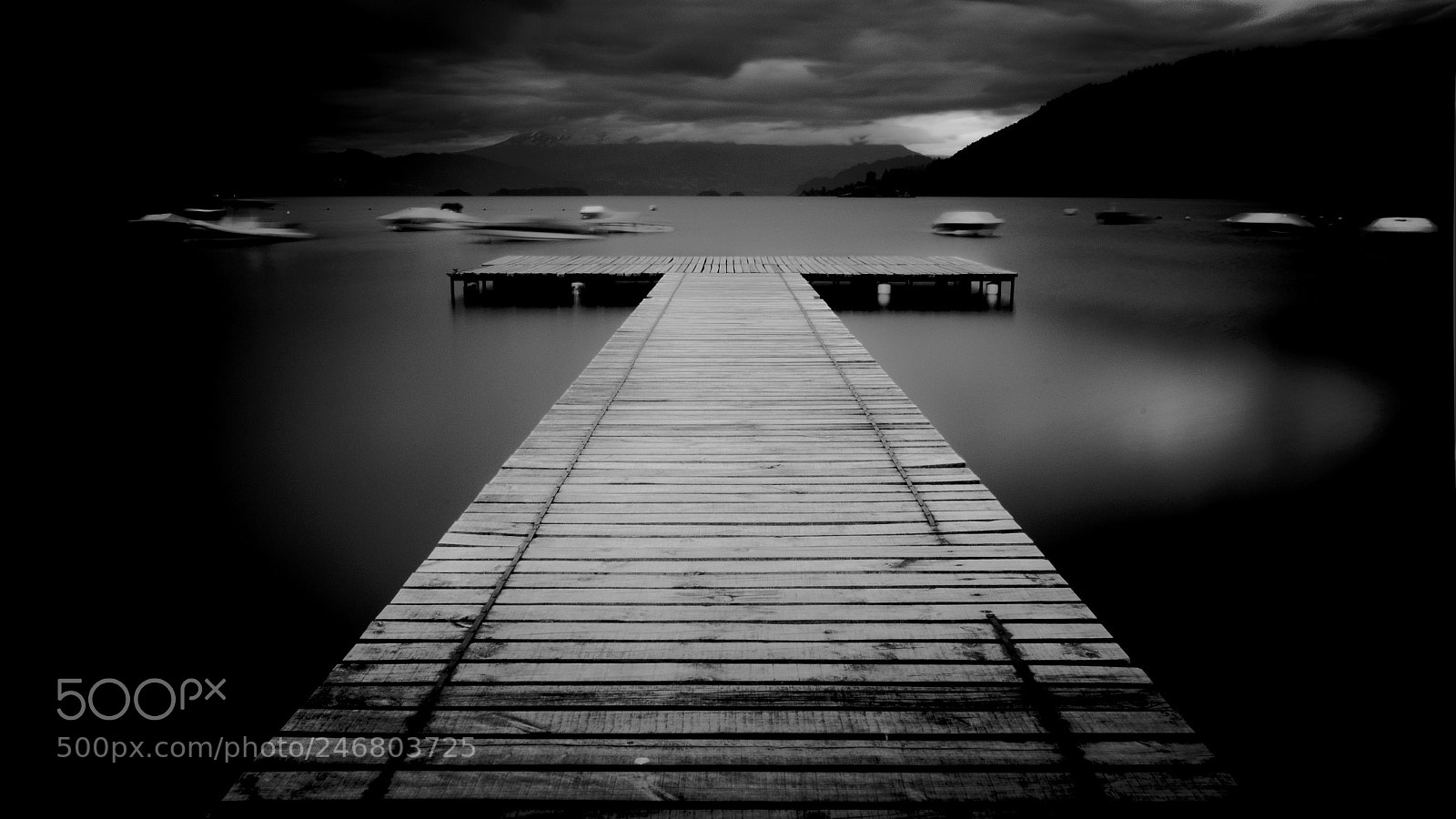 Nikon D5100 sample photo. Calafquen pier photography