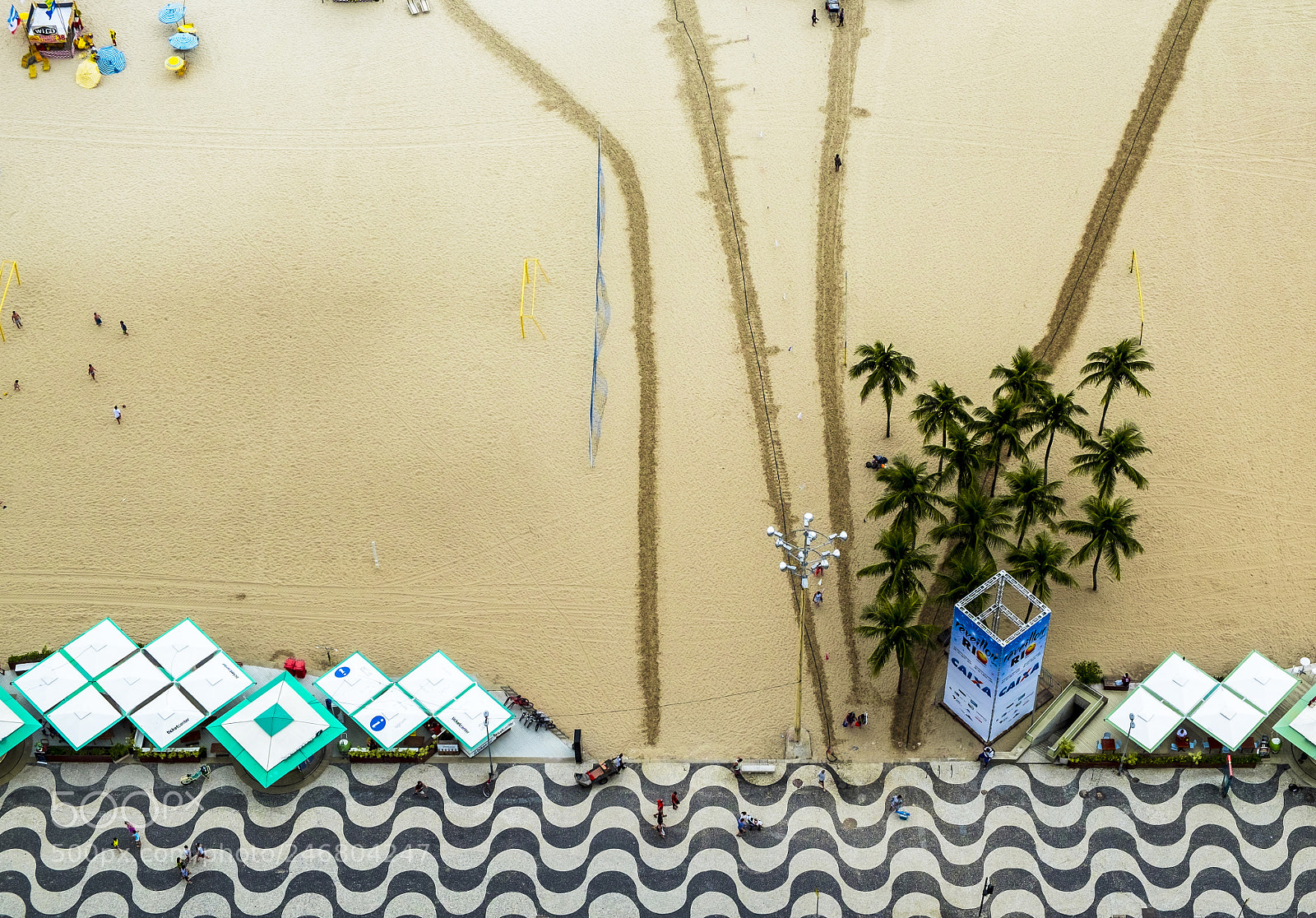 Fujifilm X-T1 sample photo. Ants at copacabana beach photography