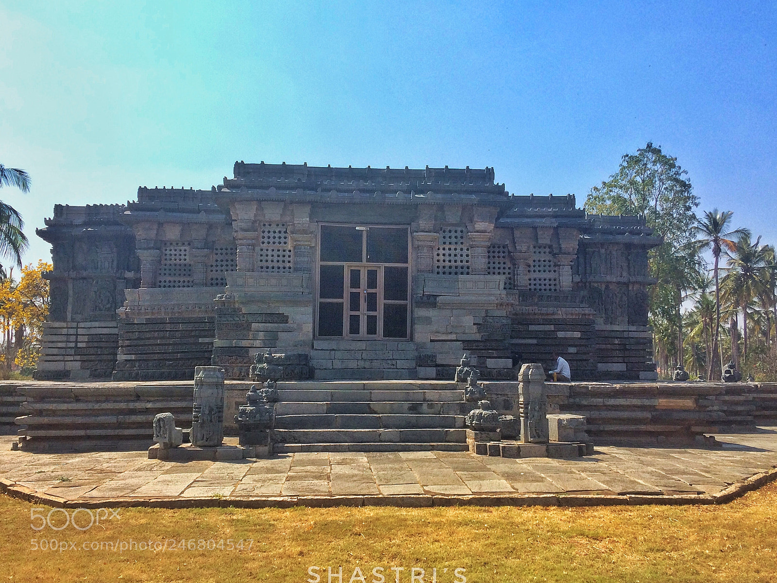Apple iPhone 5s sample photo. Halebeedu best architectural structures photography