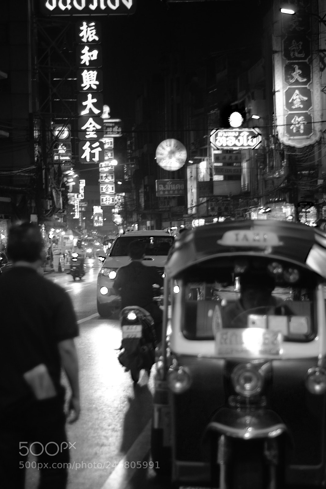 Nikon D3100 sample photo. Bangkok huddle photography