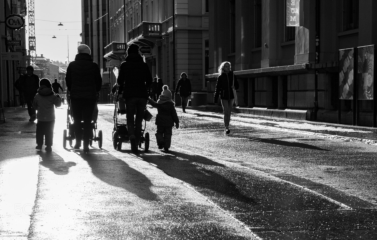 Olympus PEN-F sample photo. Familywalk photography