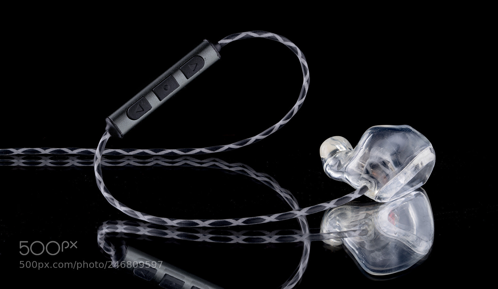 Sony a7R II sample photo. 1 of 1 custom earpiece photography