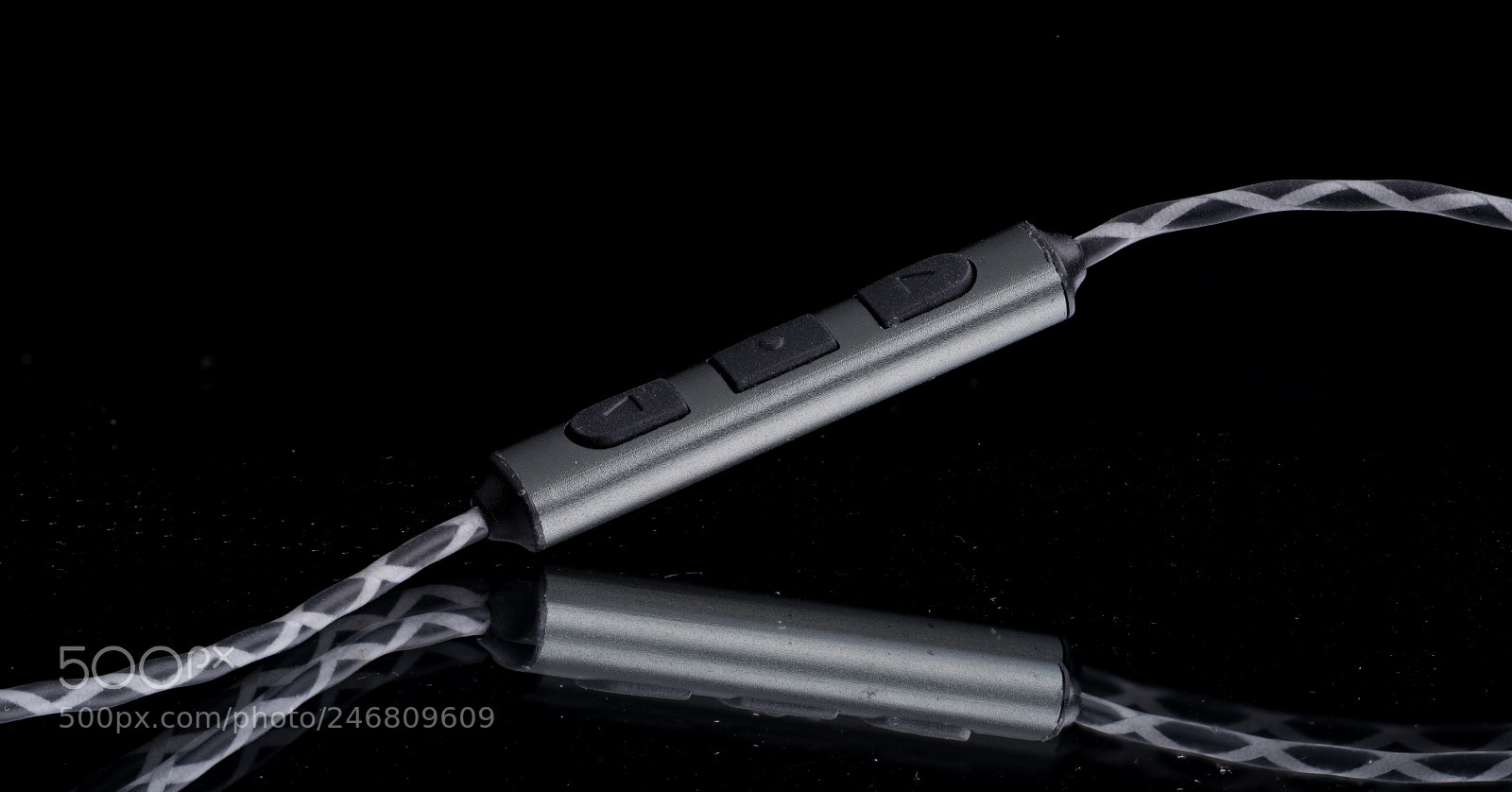 Sony a7R II sample photo. 1 of 1 custom earpiece photography