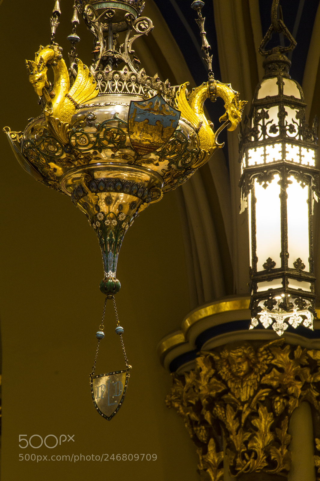 Canon EOS 1200D (EOS Rebel T5 / EOS Kiss X70 / EOS Hi) sample photo. Golden church designs. photography