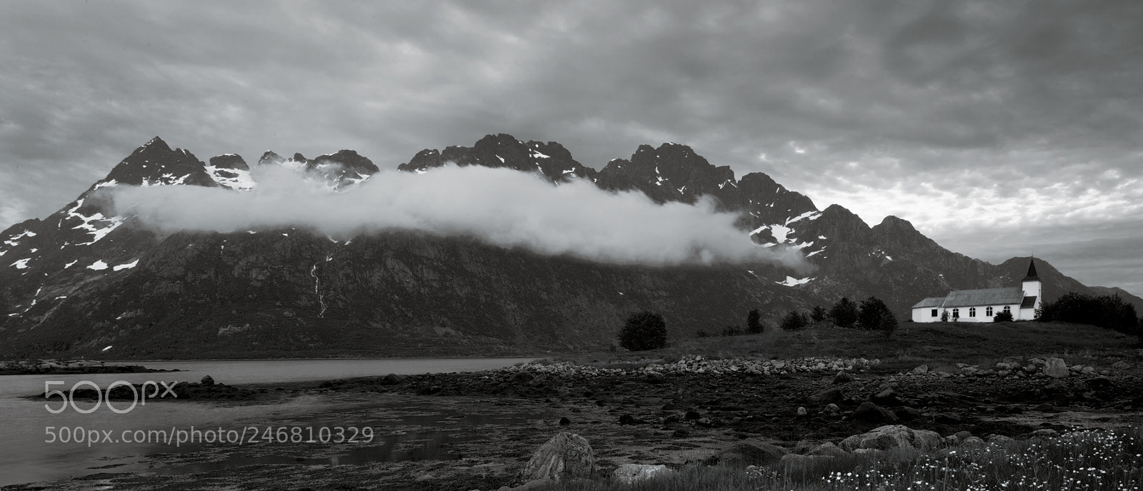 Canon EOS 5D sample photo. B&w photography