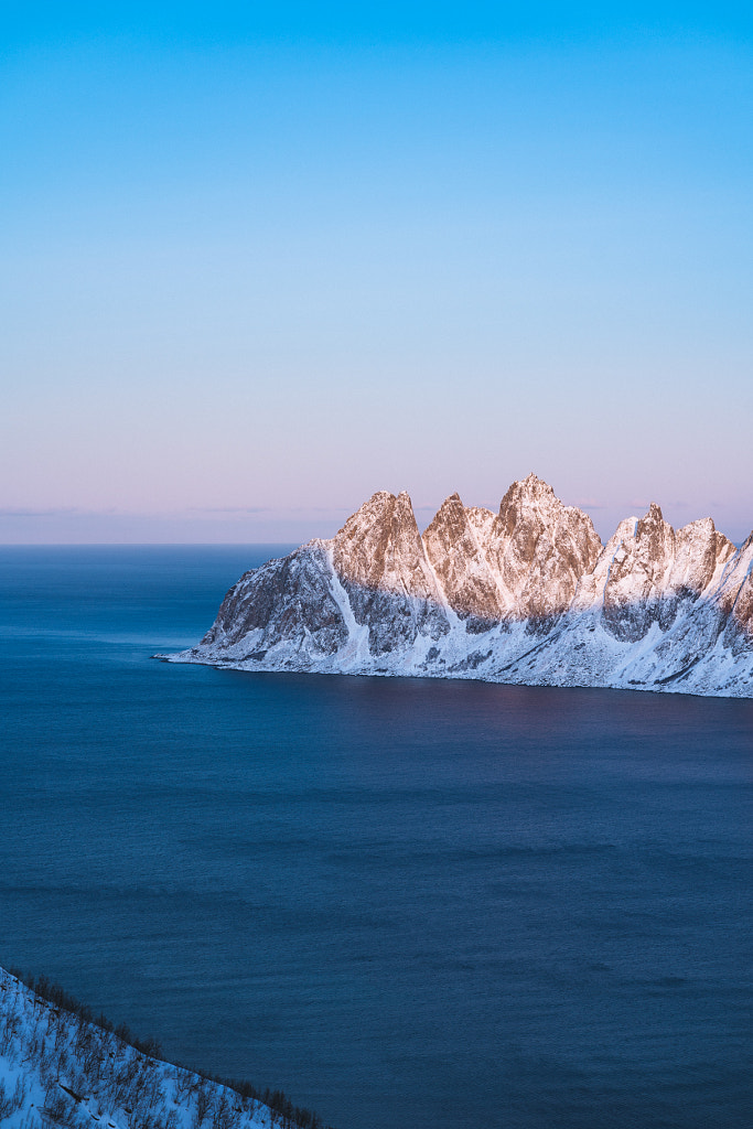 winter skies in Norway by Simon Migaj on 500px.com