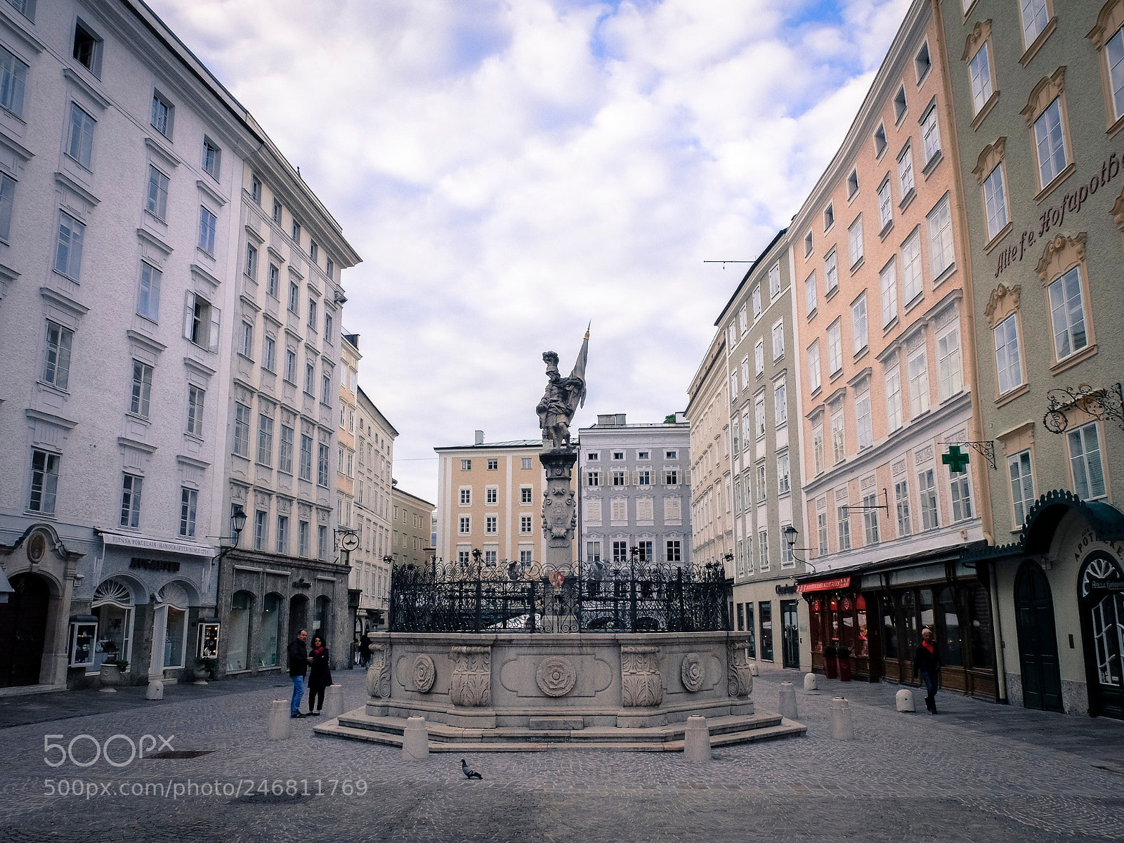 Fujifilm X30 sample photo. Alter markt, salzburg photography