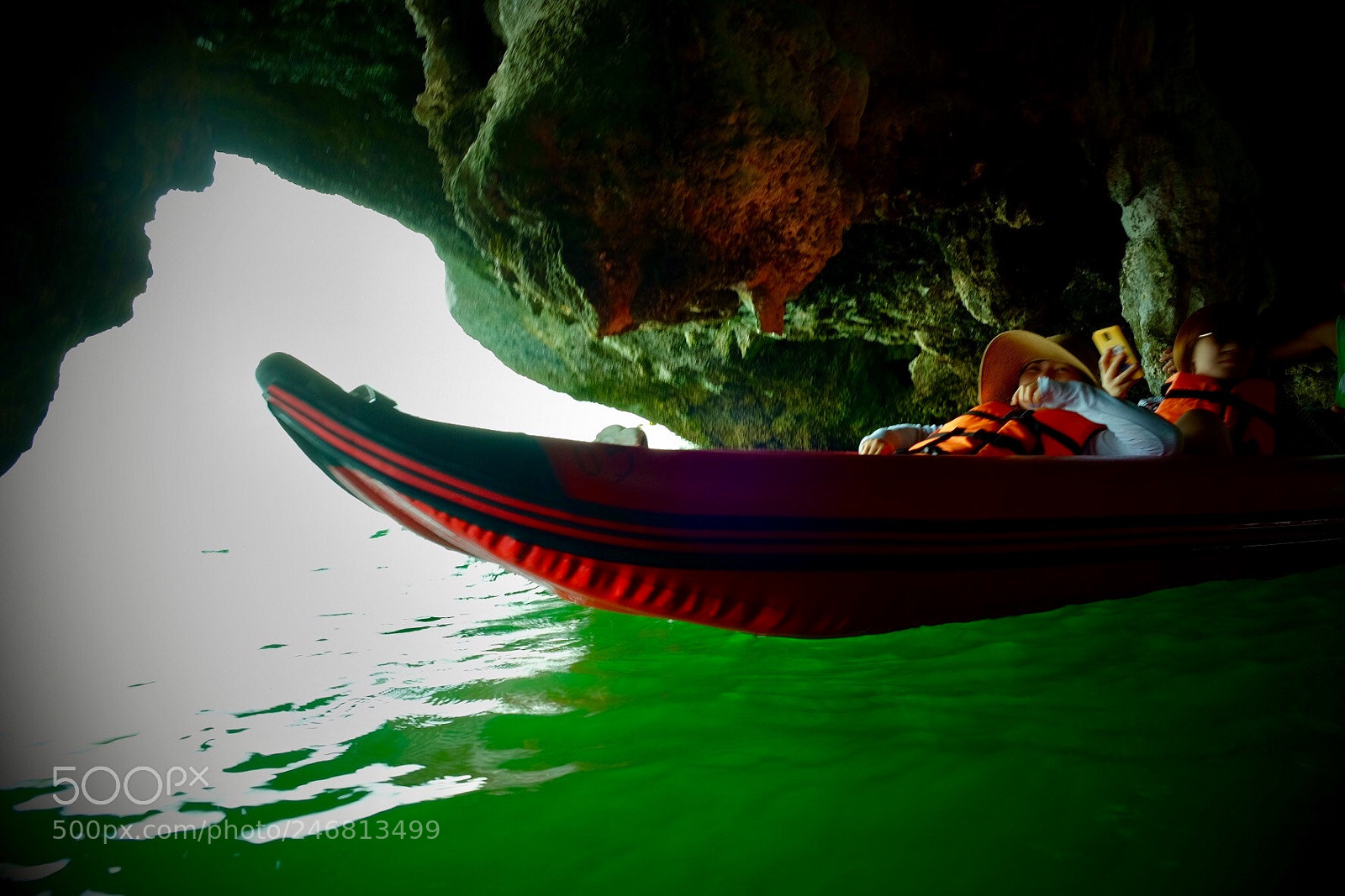 Fujifilm X-T10 sample photo. Sea caves kayaking photography