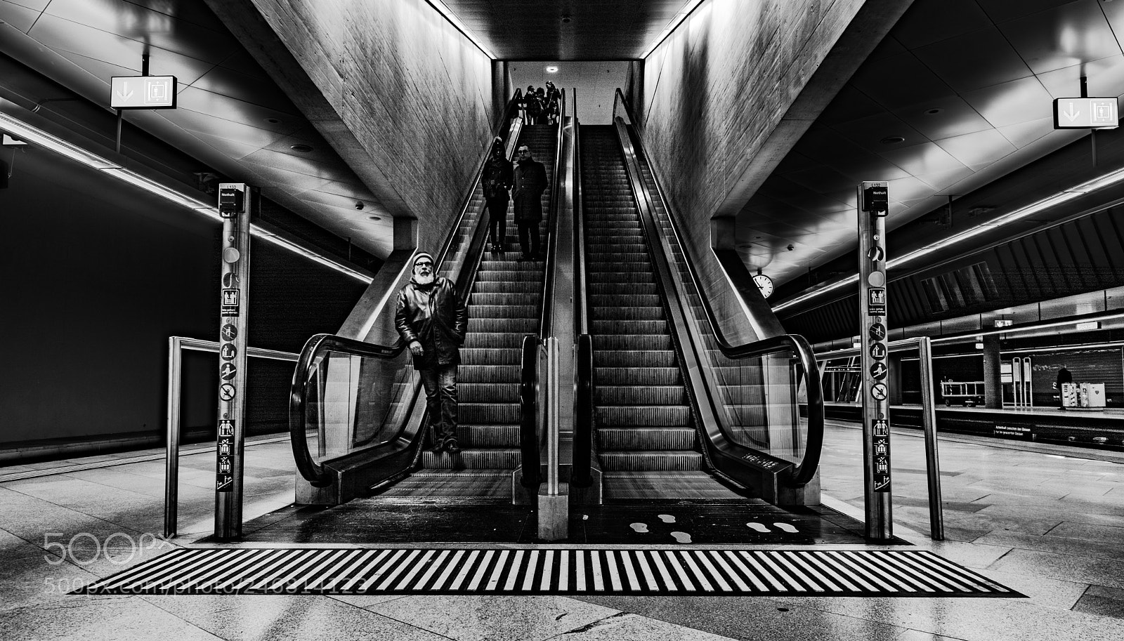 Nikon D7100 sample photo. The escalator to the photography