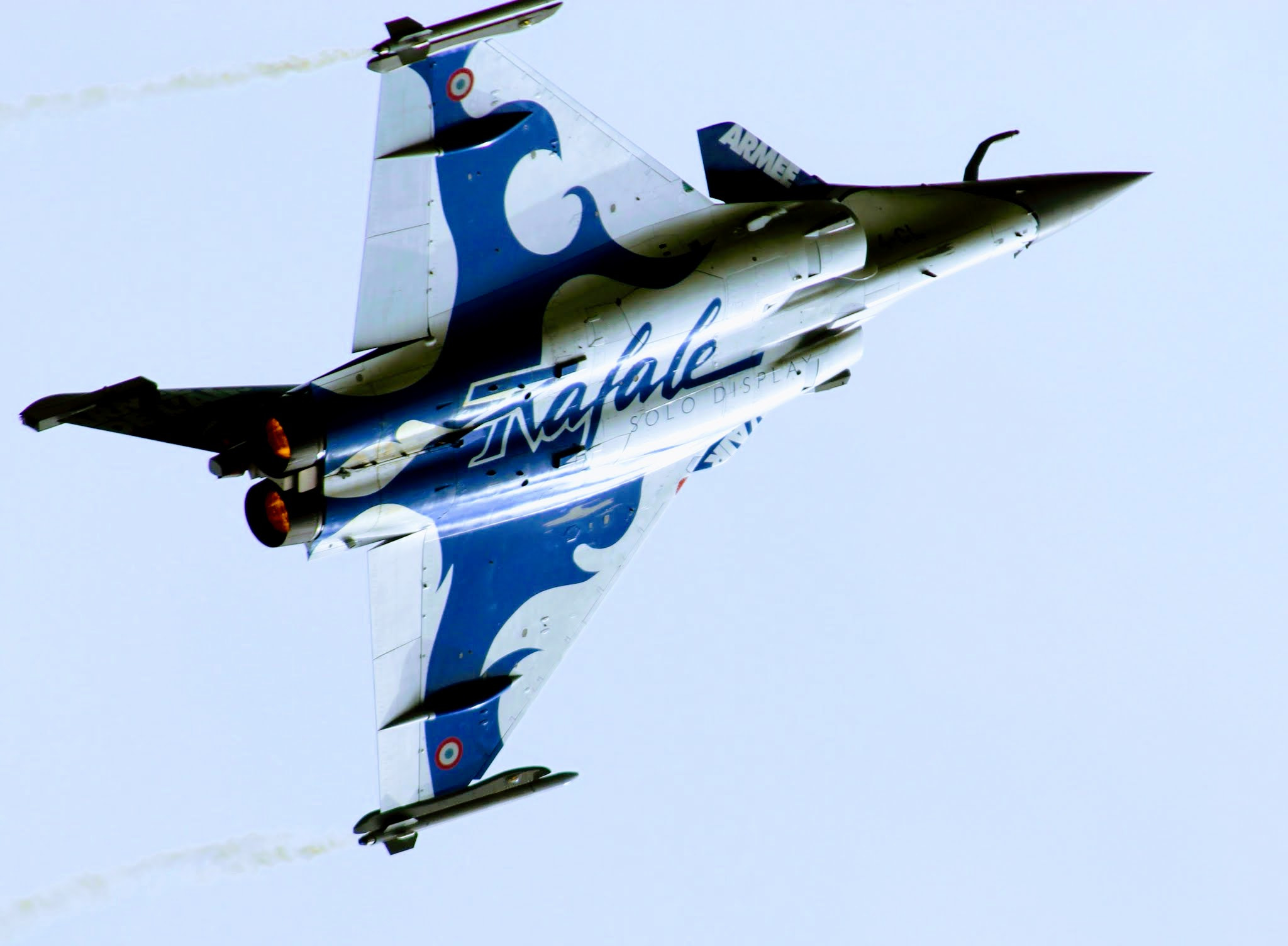 Canon EF 70-300mm F4-5.6 IS USM sample photo. Rafale solo display photography