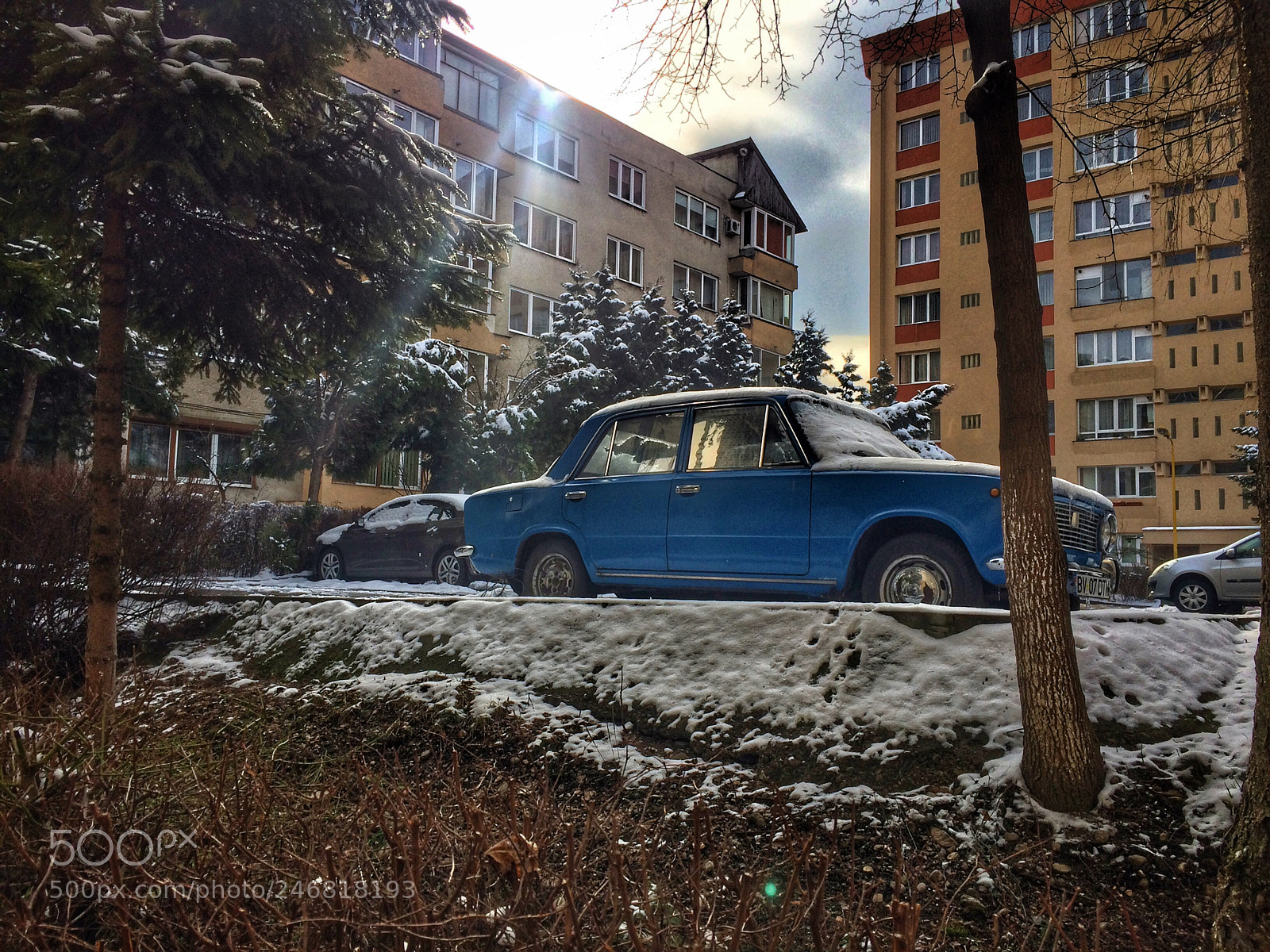 Apple iPhone 5s sample photo. Lada car photography