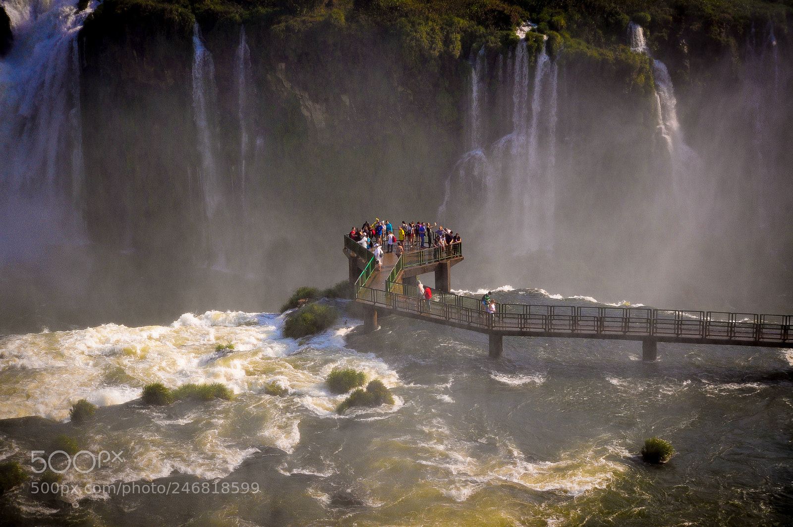 Nikon D5000 sample photo. Tiny tourists photography