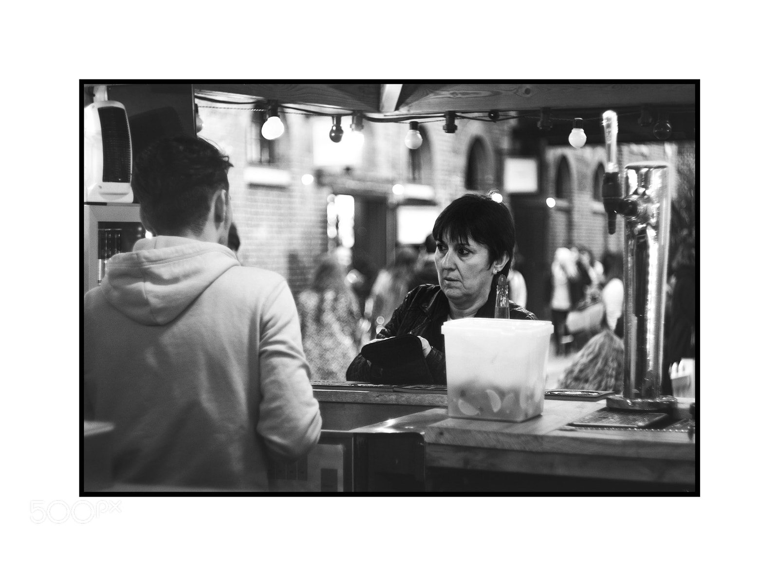 Fujifilm X-E1 sample photo. Uninterested camden market photography