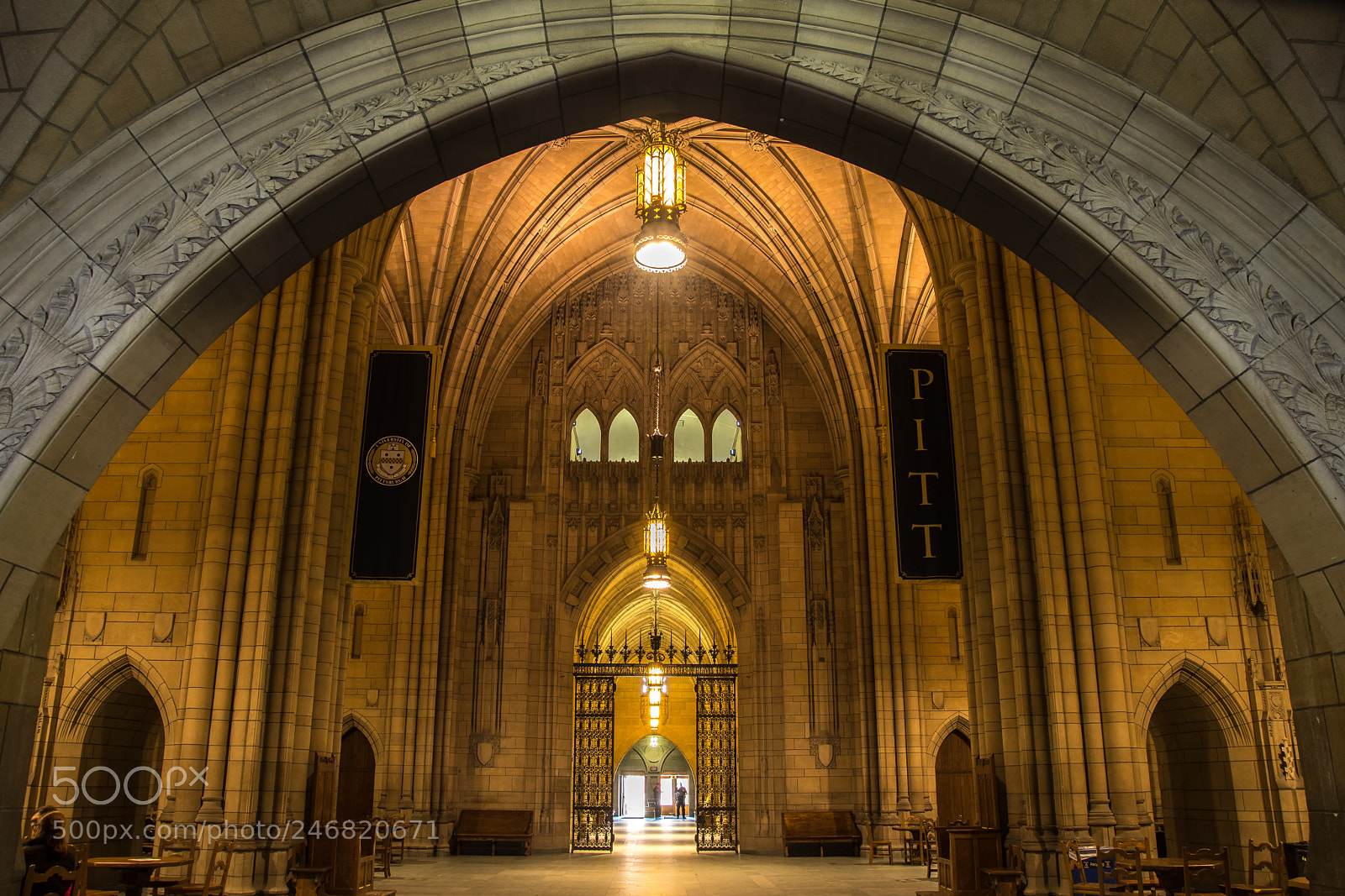 Canon EOS 6D Mark II sample photo. Cathedral of learning photography