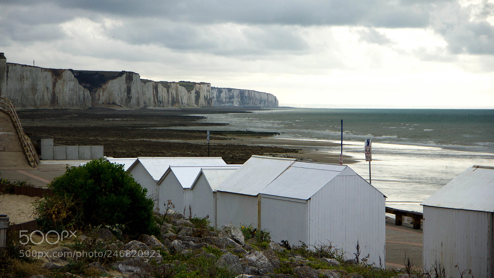 Canon EOS 550D (EOS Rebel T2i / EOS Kiss X4) sample photo. Ault () photography