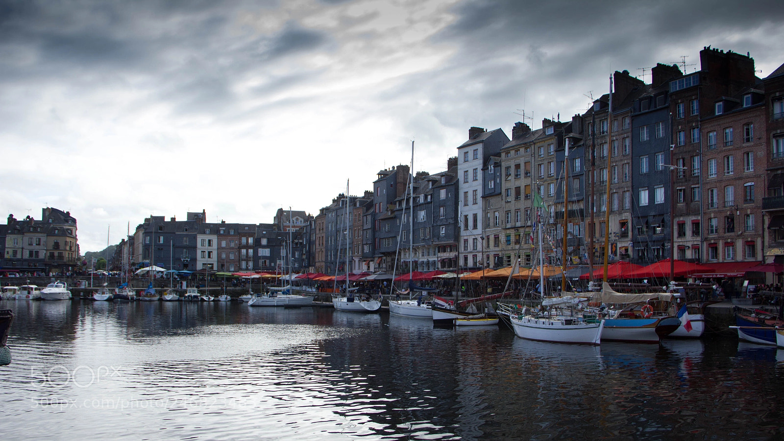 Canon EOS 550D (EOS Rebel T2i / EOS Kiss X4) sample photo. Honfleur () photography