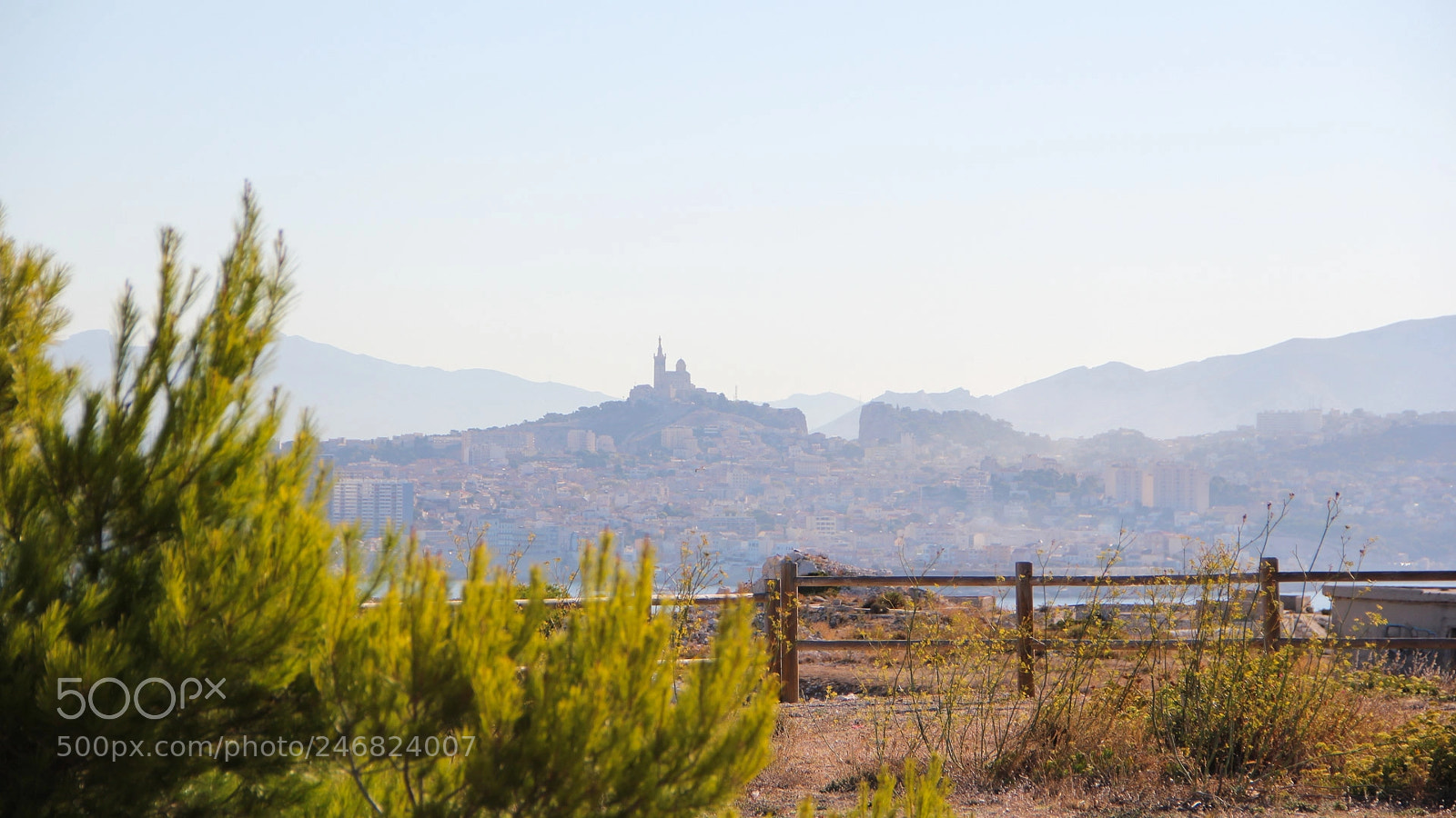 Canon EOS 550D (EOS Rebel T2i / EOS Kiss X4) sample photo. Iles du frioul () photography